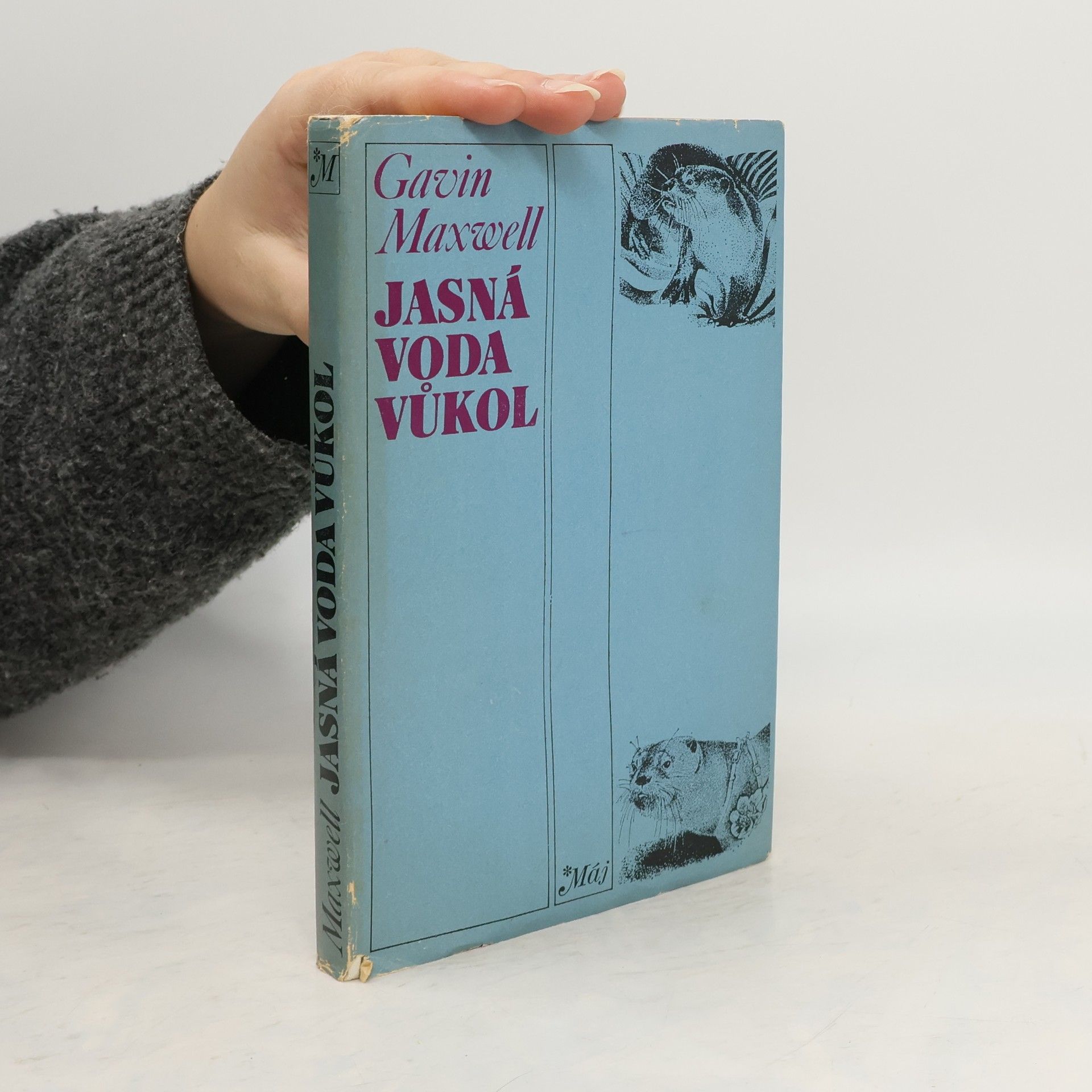 Gavin Maxwell Jasná voda vůkol