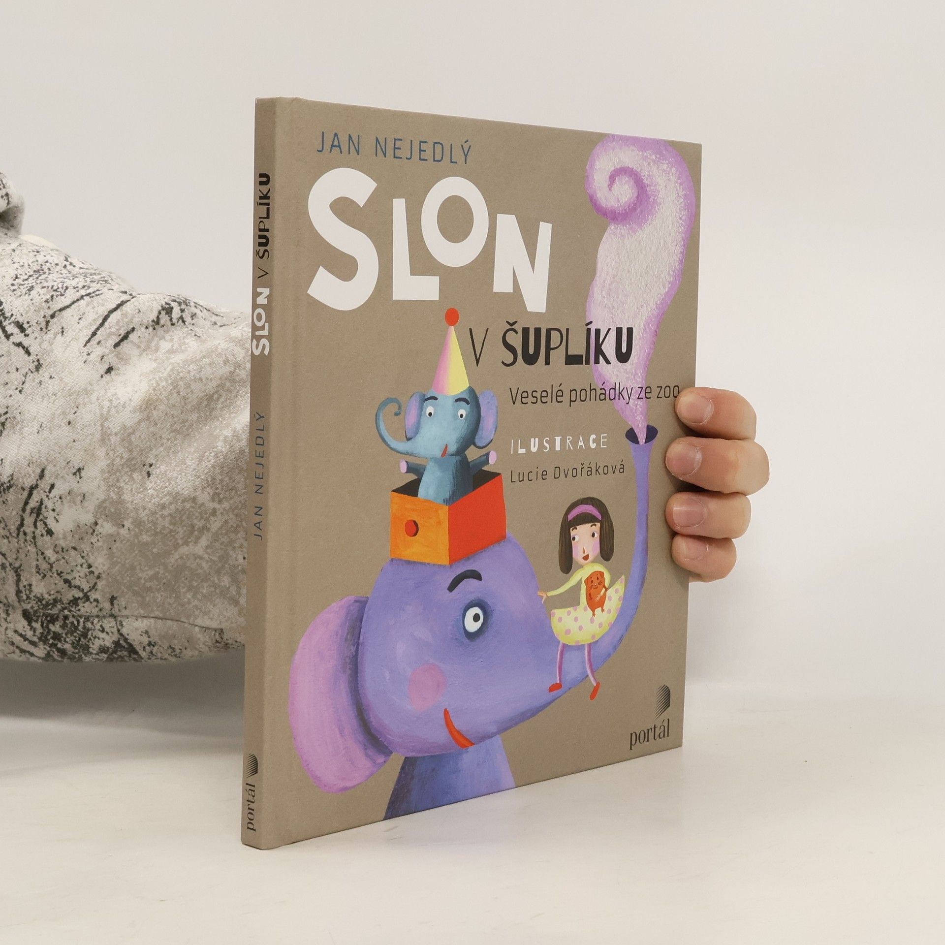 Slon v šuplíku - Veselé pohádky ze zoo