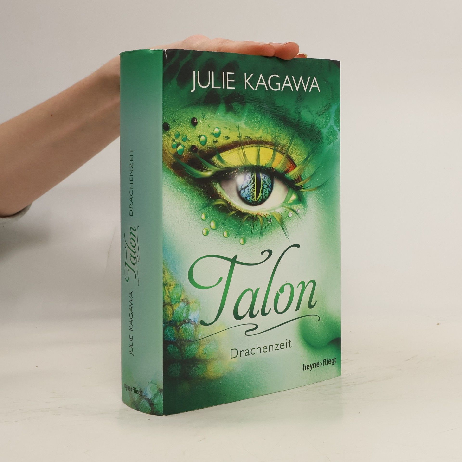 Julie Kagawa Talon