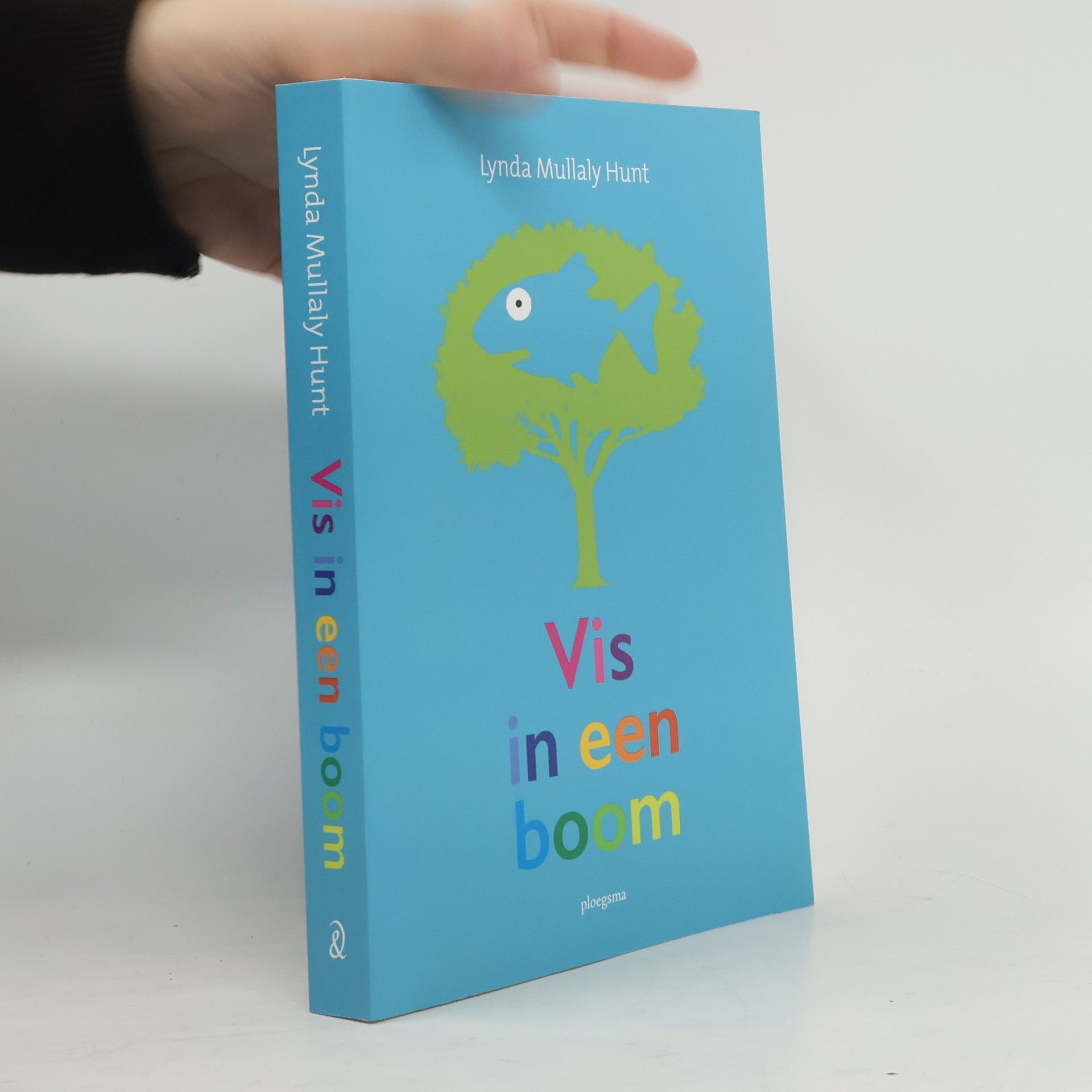 Lynda Mullaly Hunt Vis in een boom