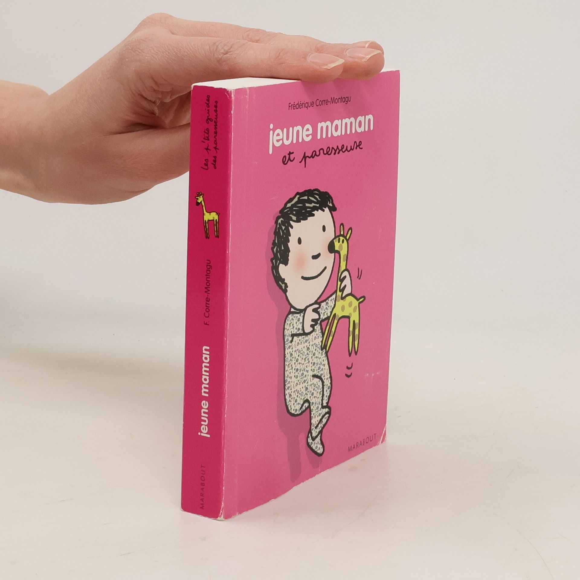 Jeune maman et paresseuse