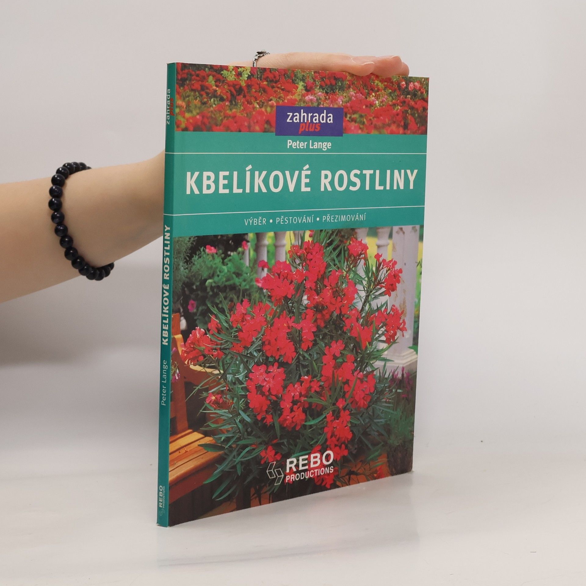 Kbelíkové rostliny - Výběr, pěstování, přezimování