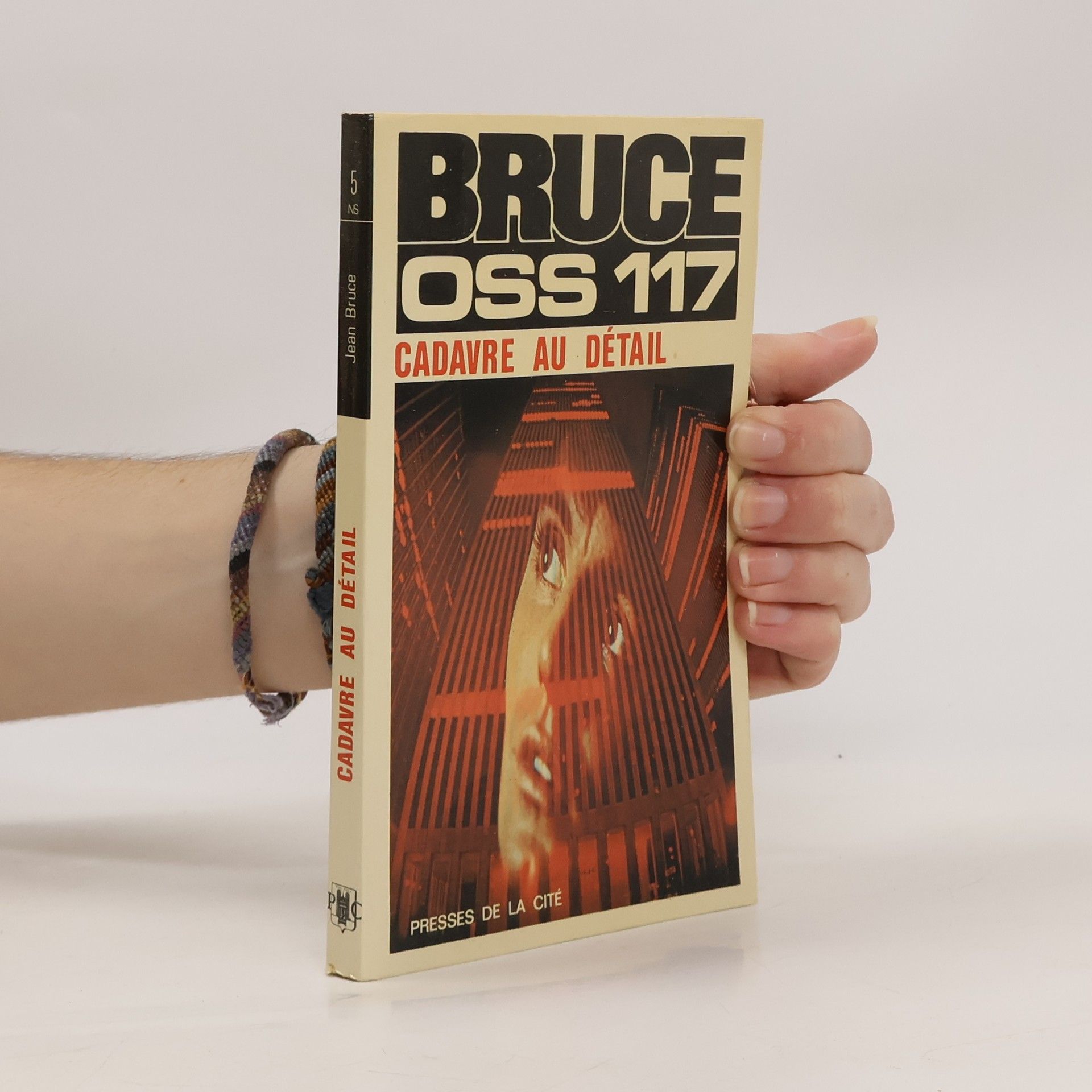 Jean Bruce OSS 117. Cadavre au détail