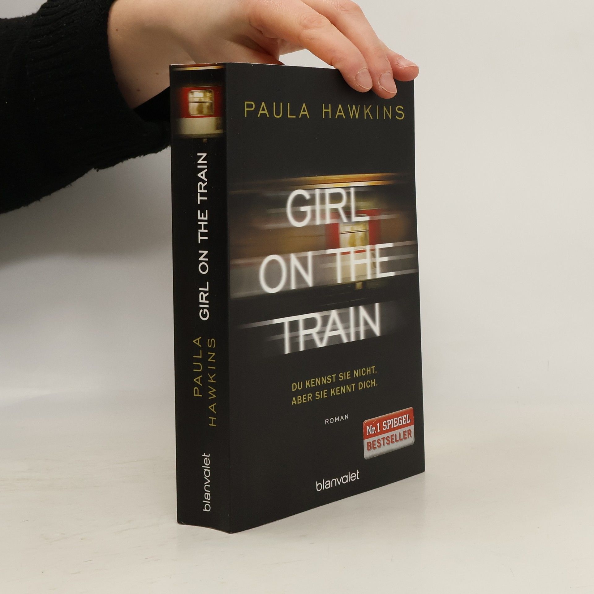 Paula Hawkins Girl on the Train