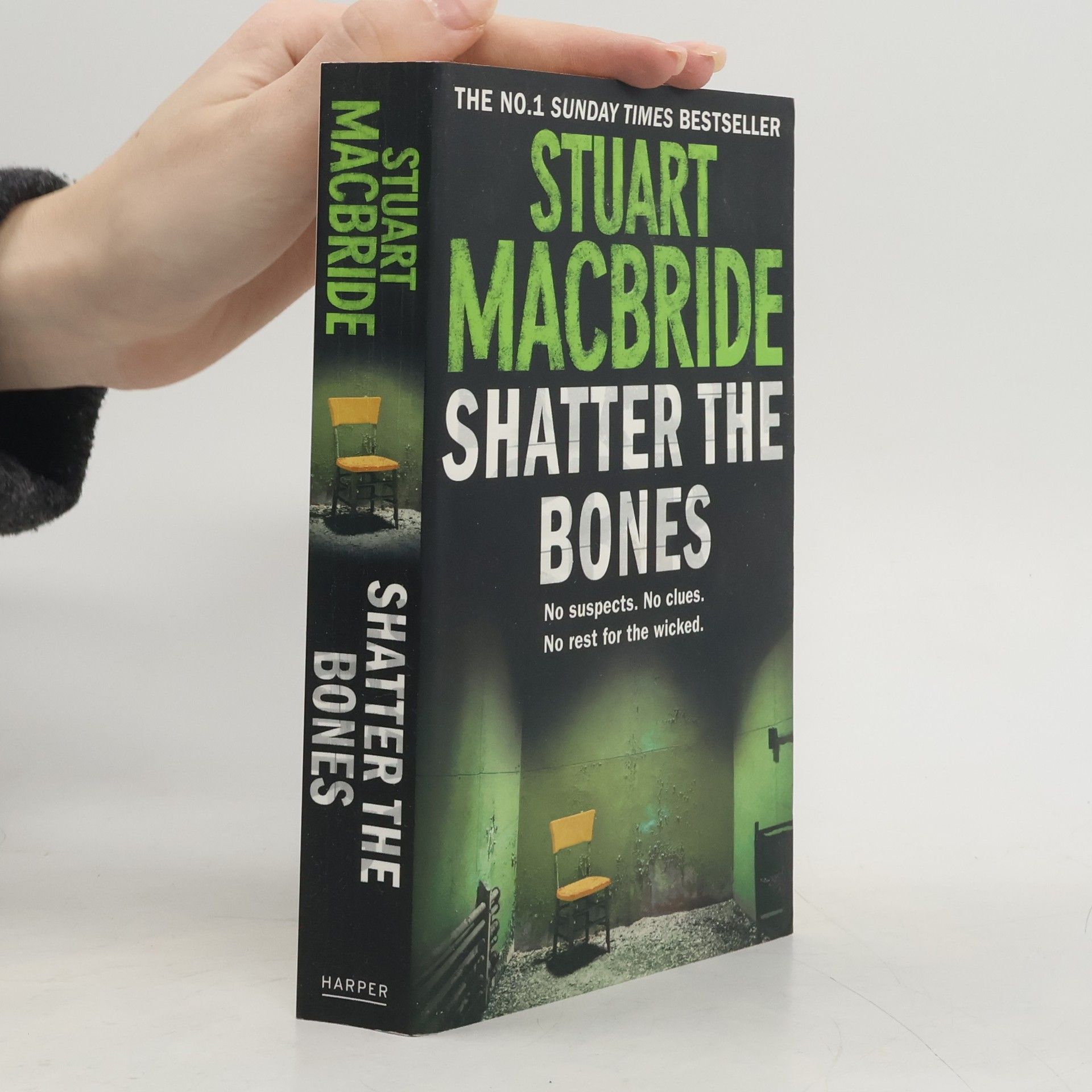 Stuart Macbride Shatter the Bones