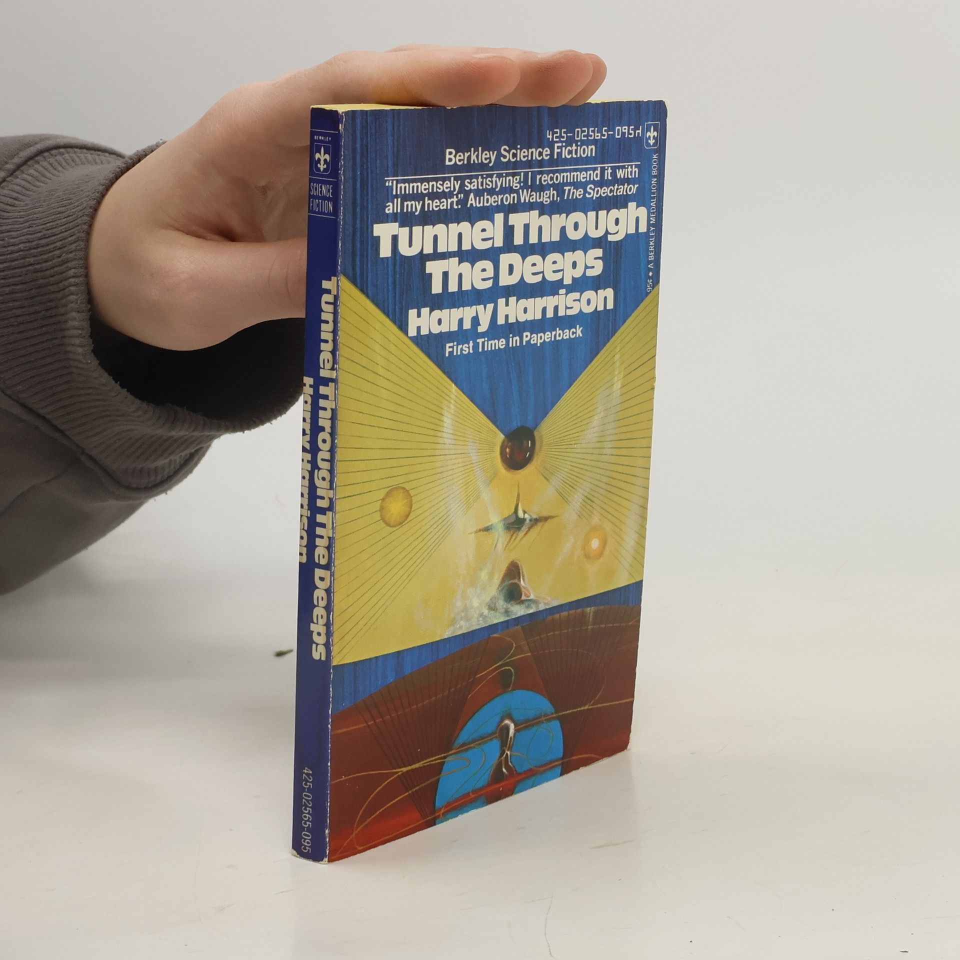 Harry Harrison Tunnel Through the Deeps