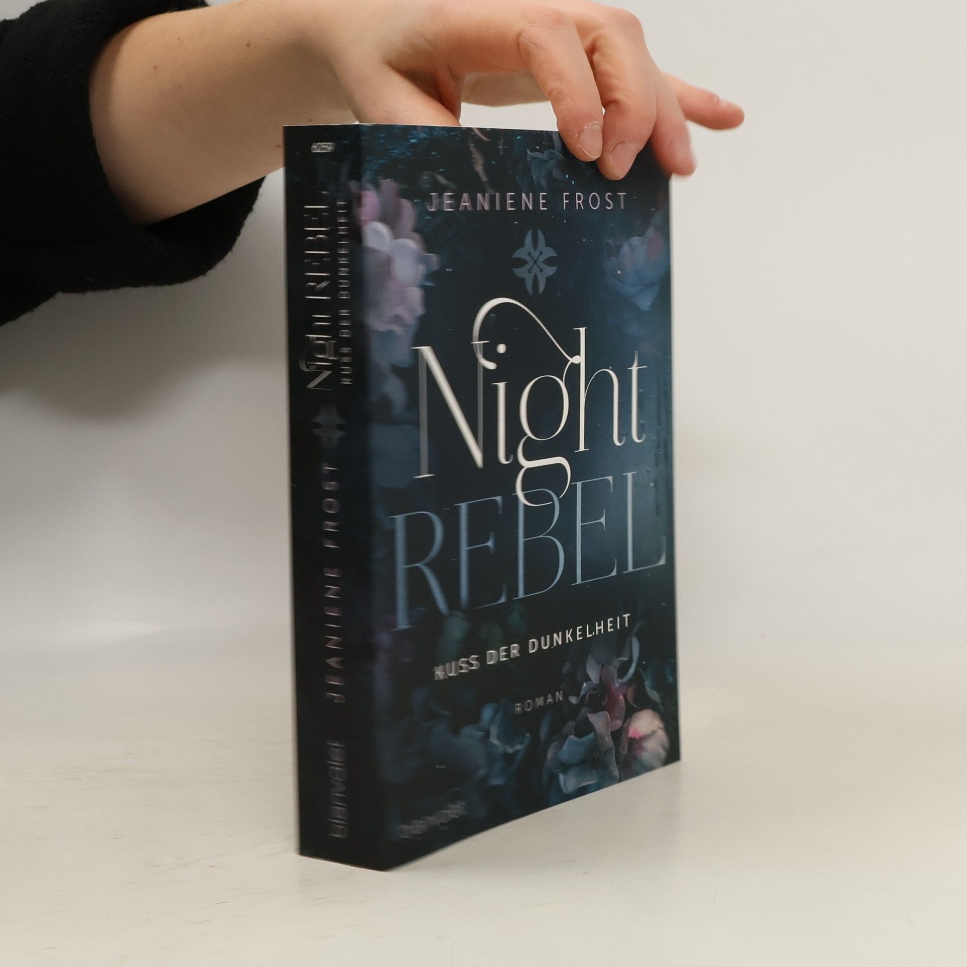 Jeaniene Frost Night Rebel: Kuss der Dunkelheit