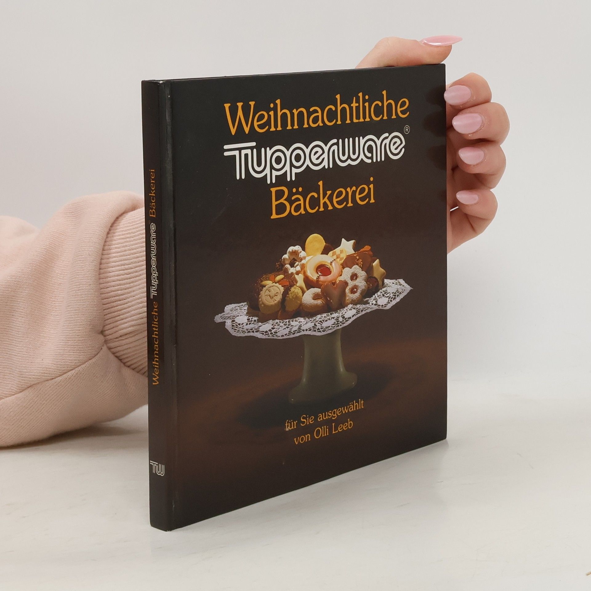 Oli Leeb Weihnachtliche Tupperware Bäckerei
