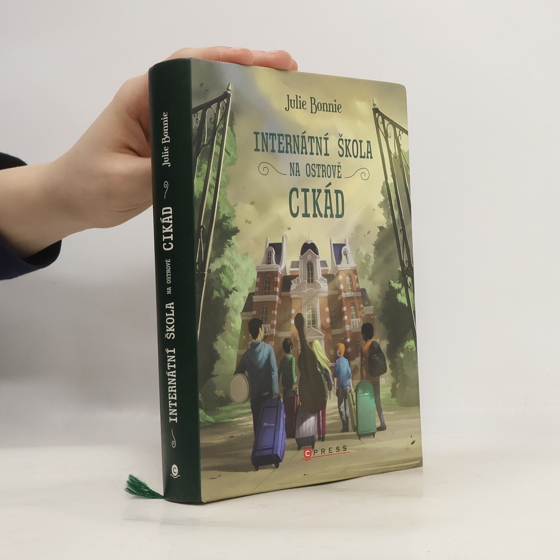 Julie Bonnie Internátní škola na Ostrově cikád