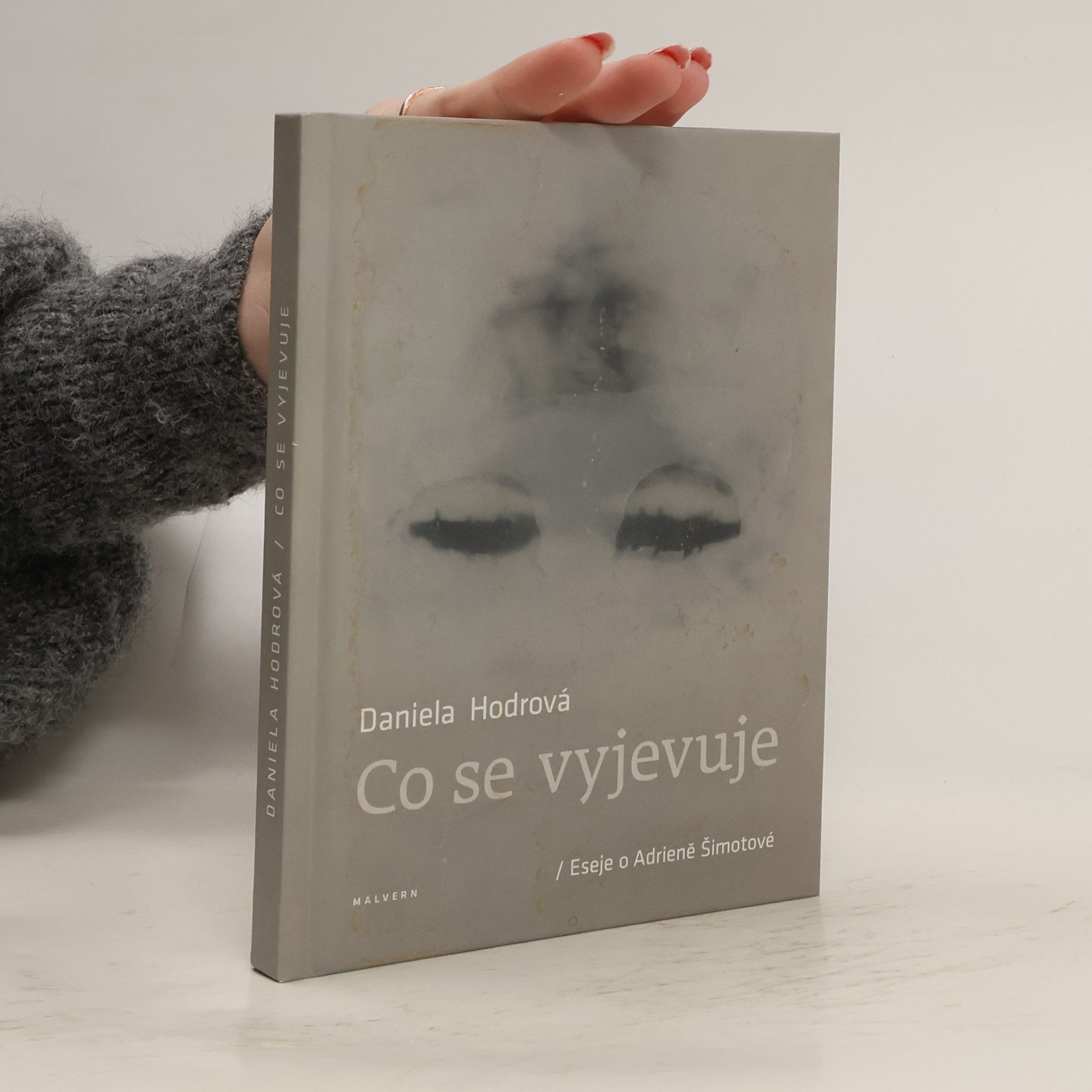 Co se vyjevuje - Eseje o Adrieně Šimotové