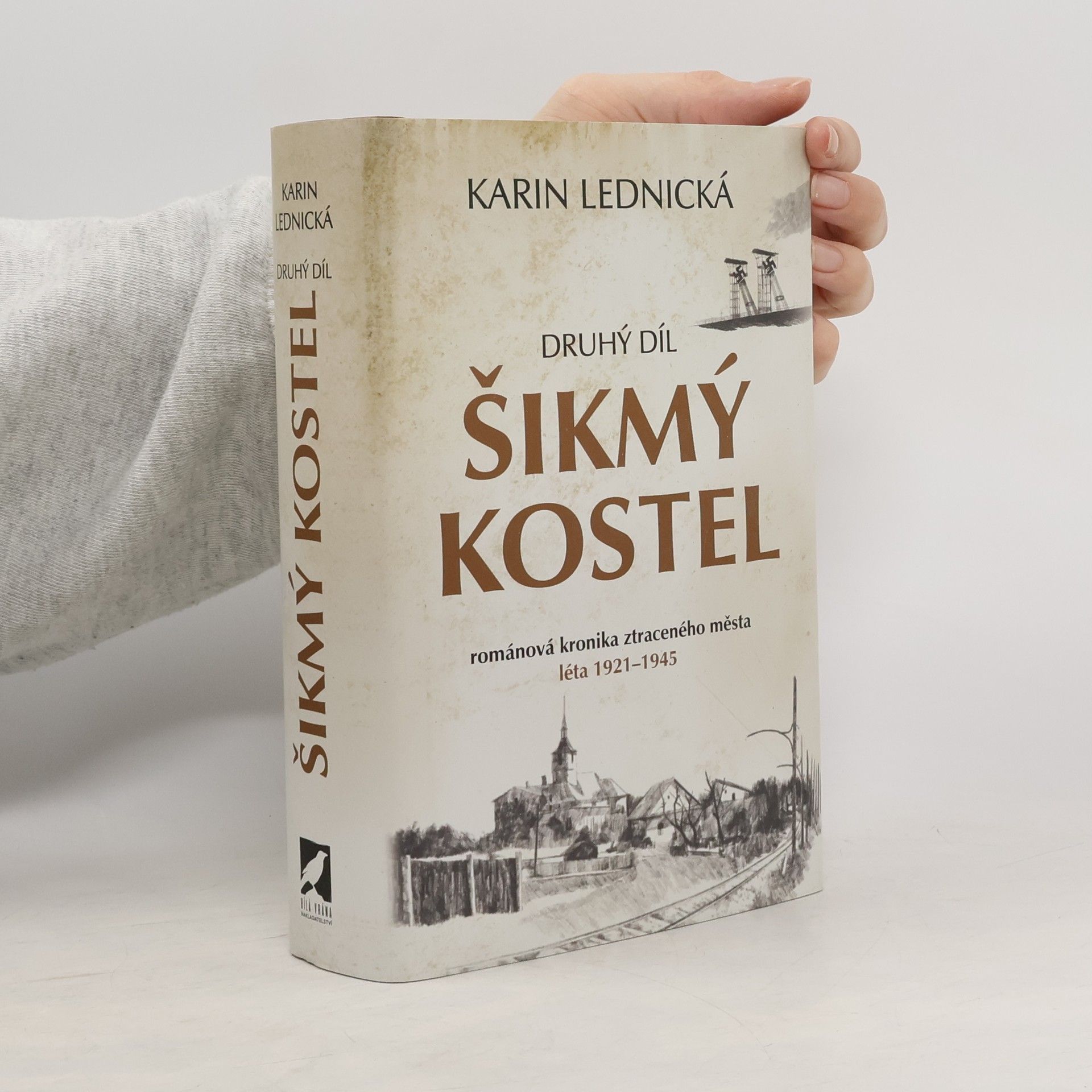Karin Lednická Šikmý kostel 2