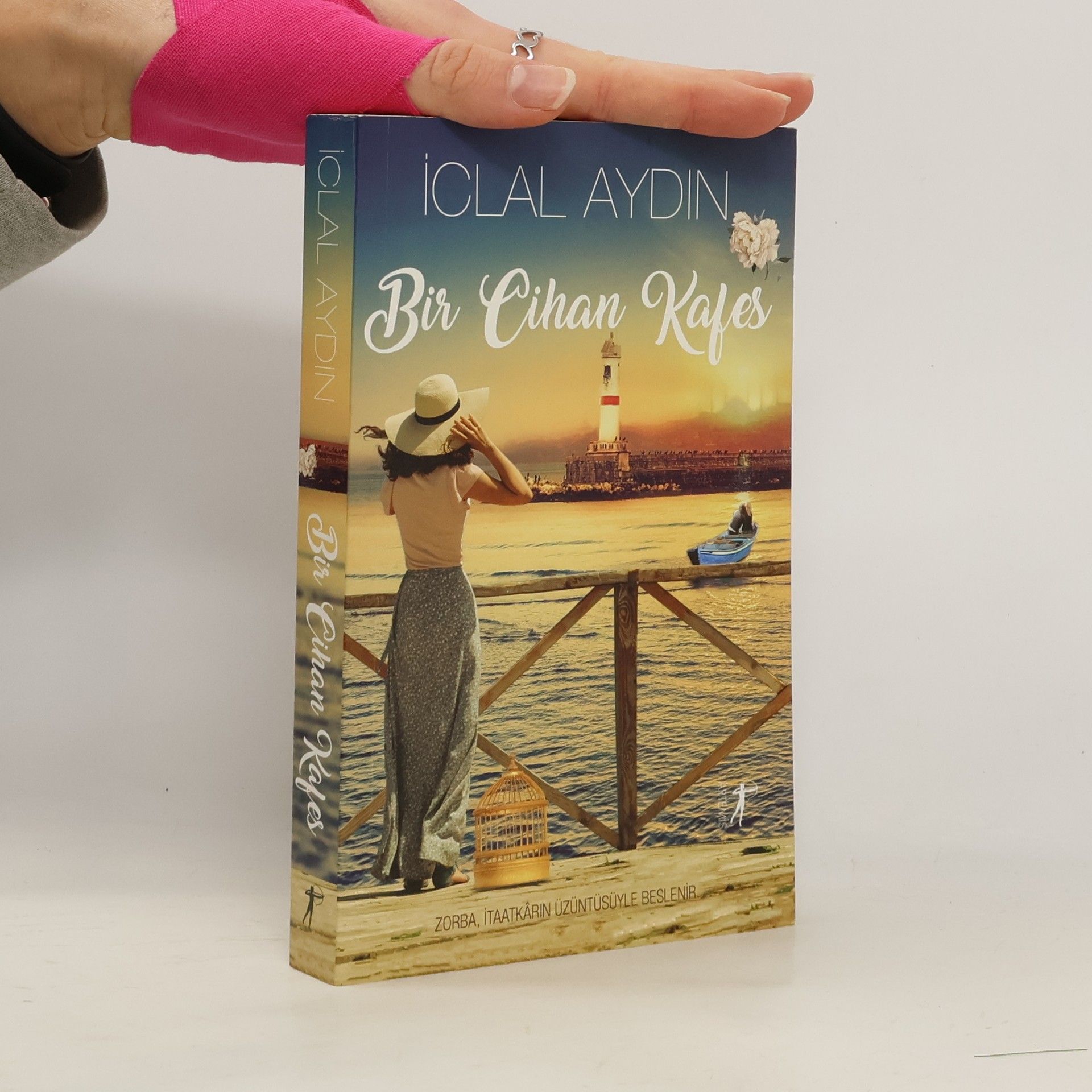 Iclal Aydin Bir Cihan Kafes