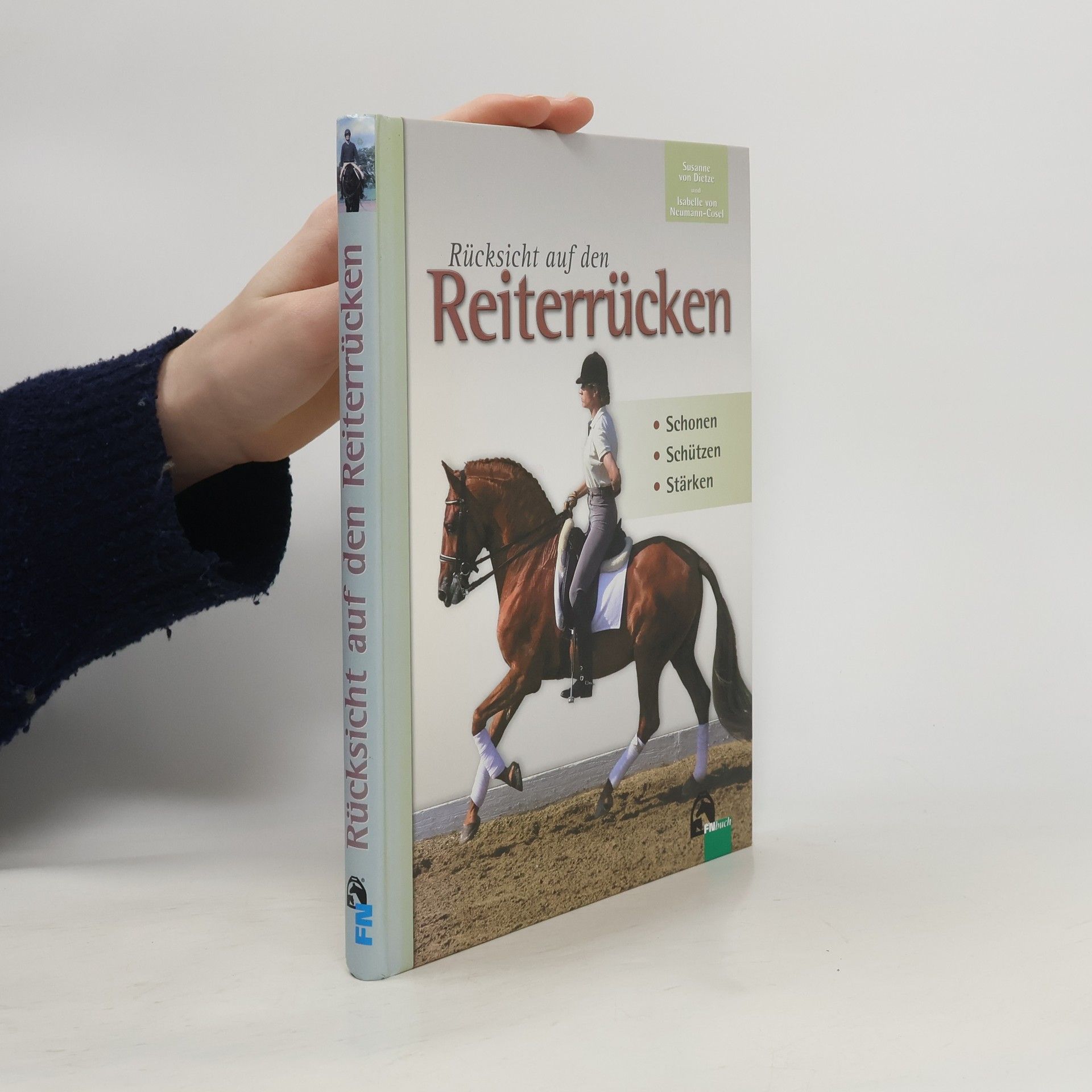 Rücksicht auf den Reiterrücken