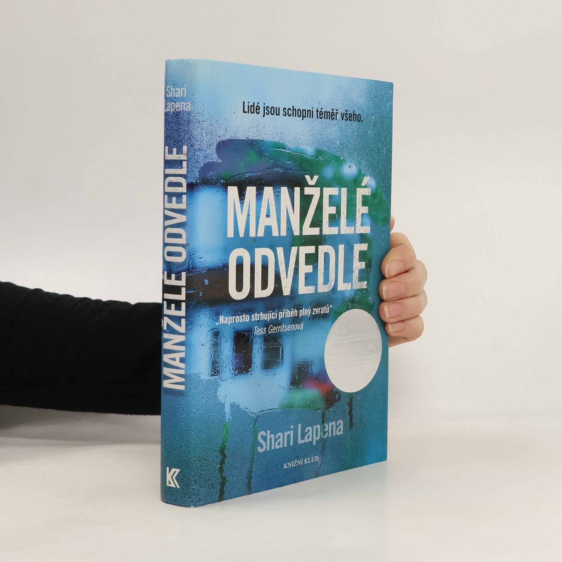 Shari Lapena Manželé odvedle