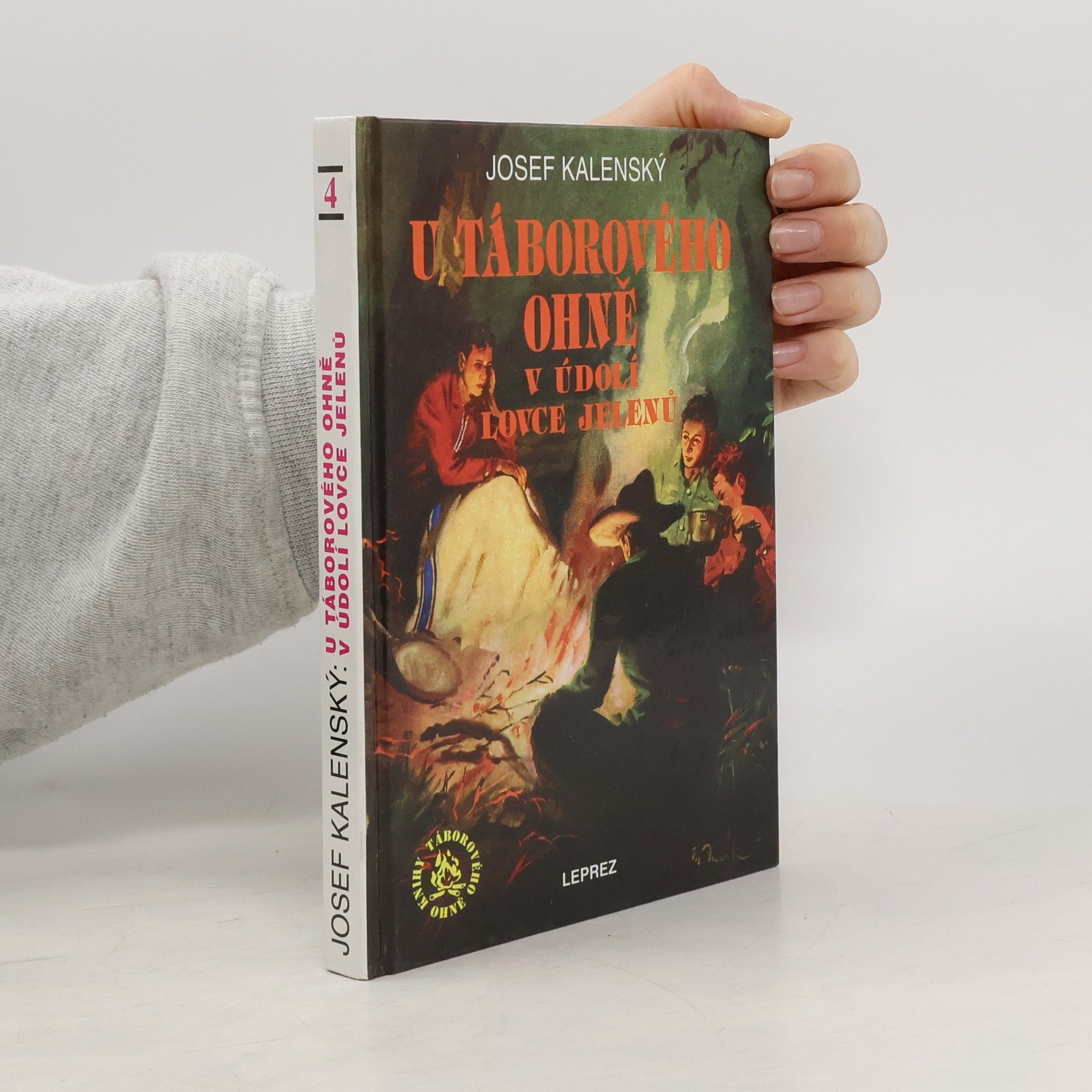 U táborového ohně v údolí Lovce jelenů