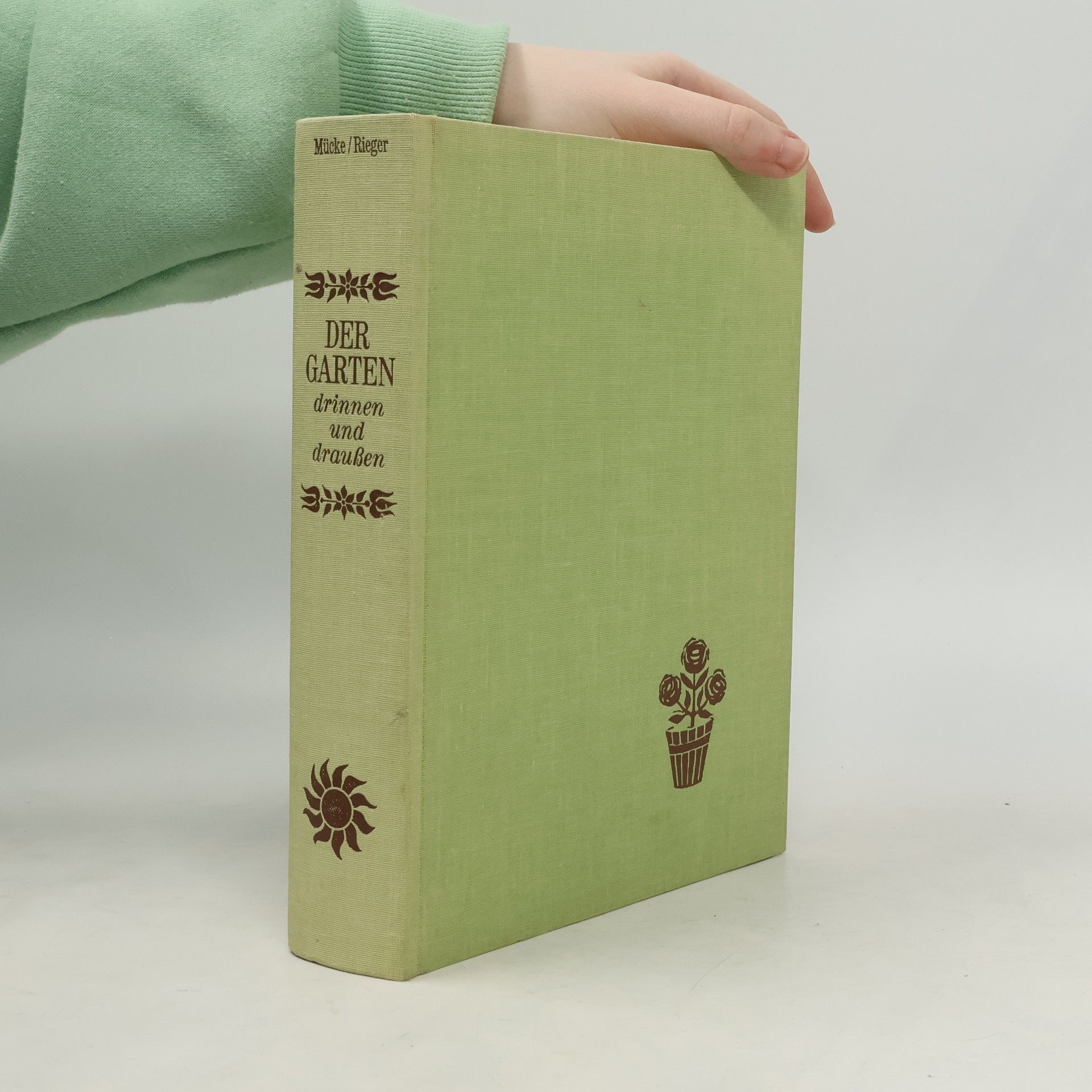 Der Garten drinnen und draussen