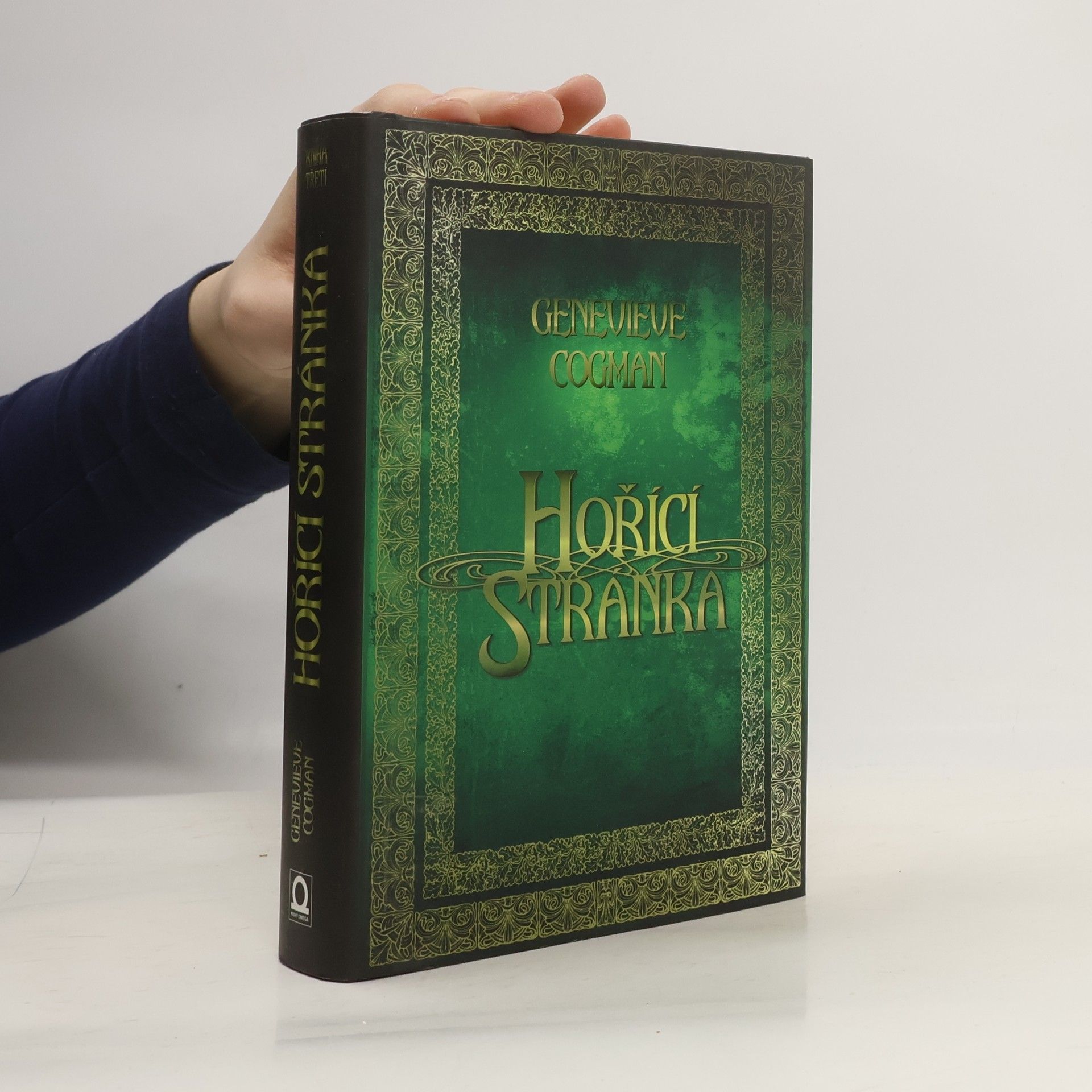 Genevieve Cogman Neviditelná knihovna. Kniha třetí. Hořící stránka