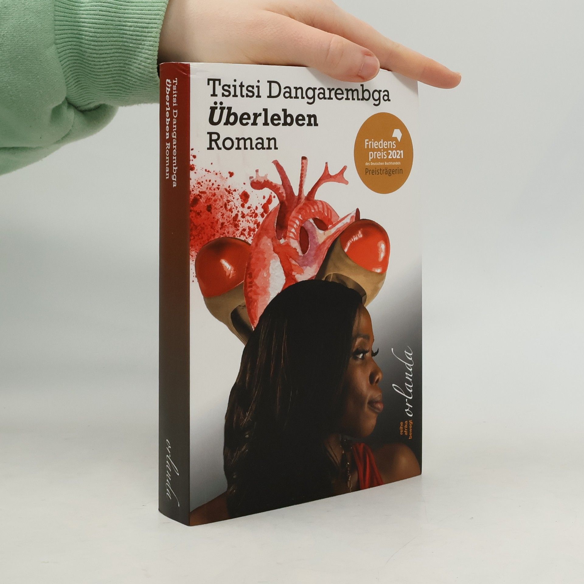 Tsitsi Dangarembga Überleben