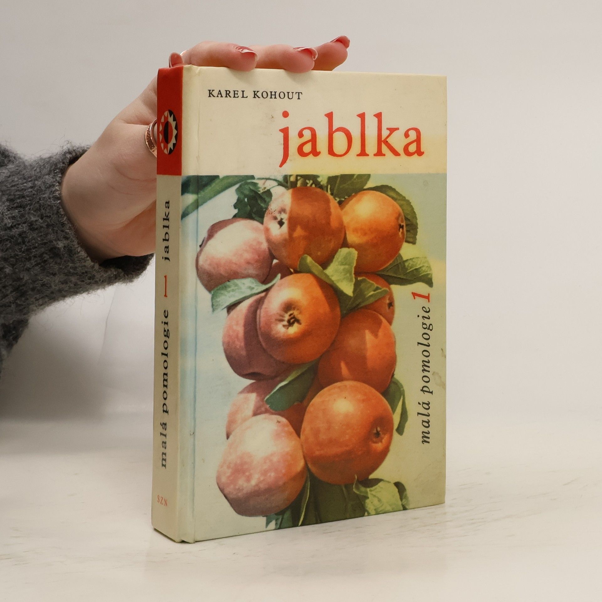 Malá pomologie 1. Jablka