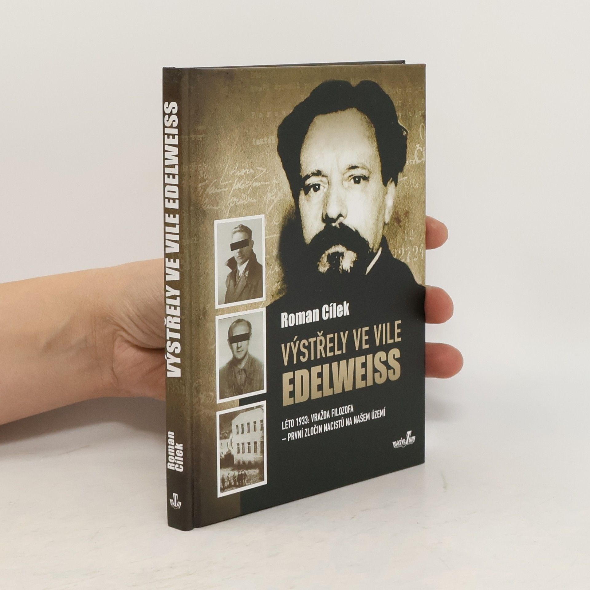 Roman Cílek Výstřely ve vile Edelweiss