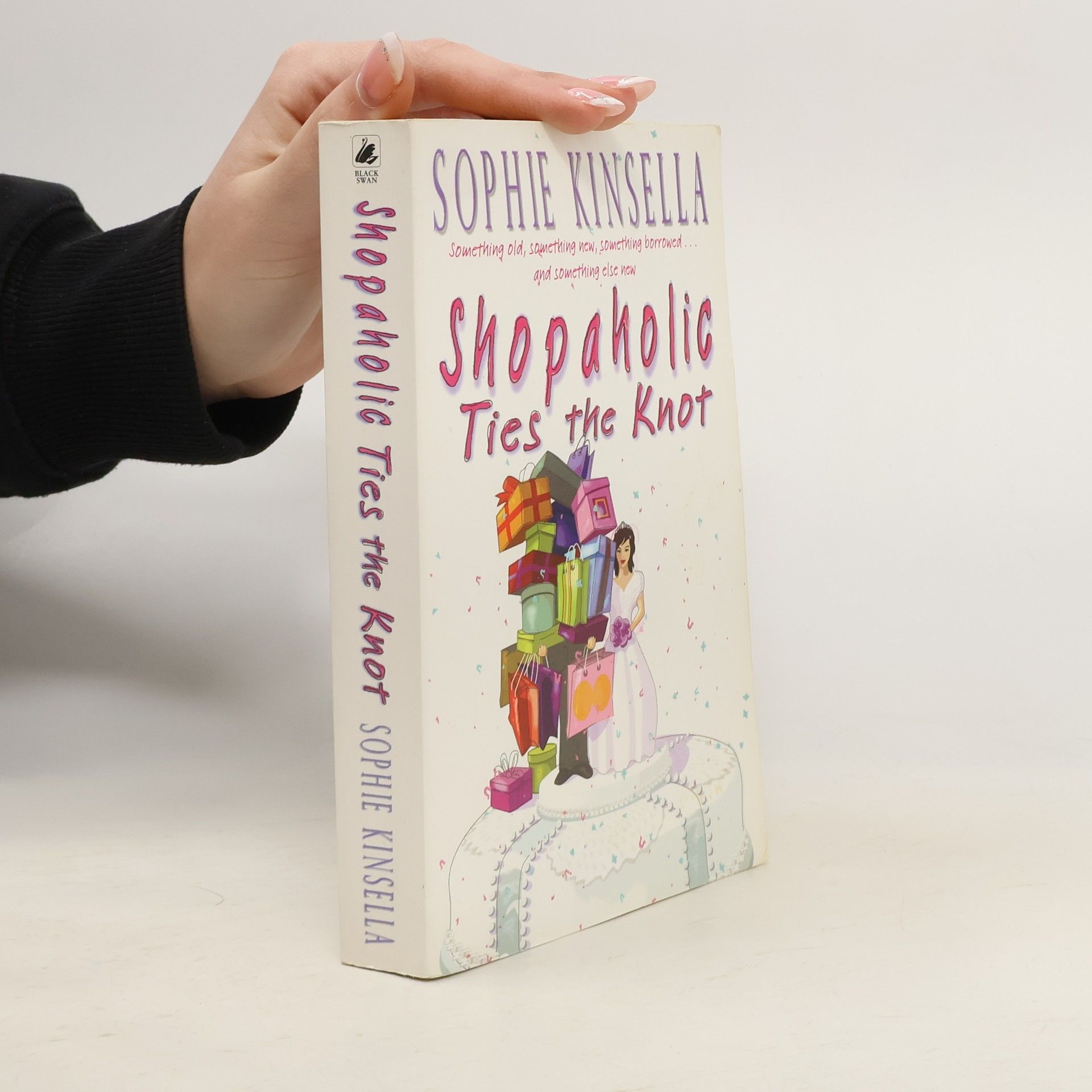 Sophie Kinsella Shopaholic Ties the Knot