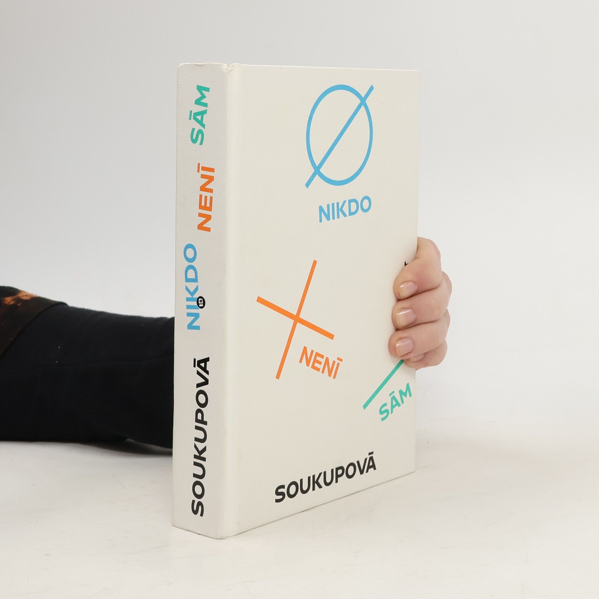 Petra Soukupova Nikdo není sám