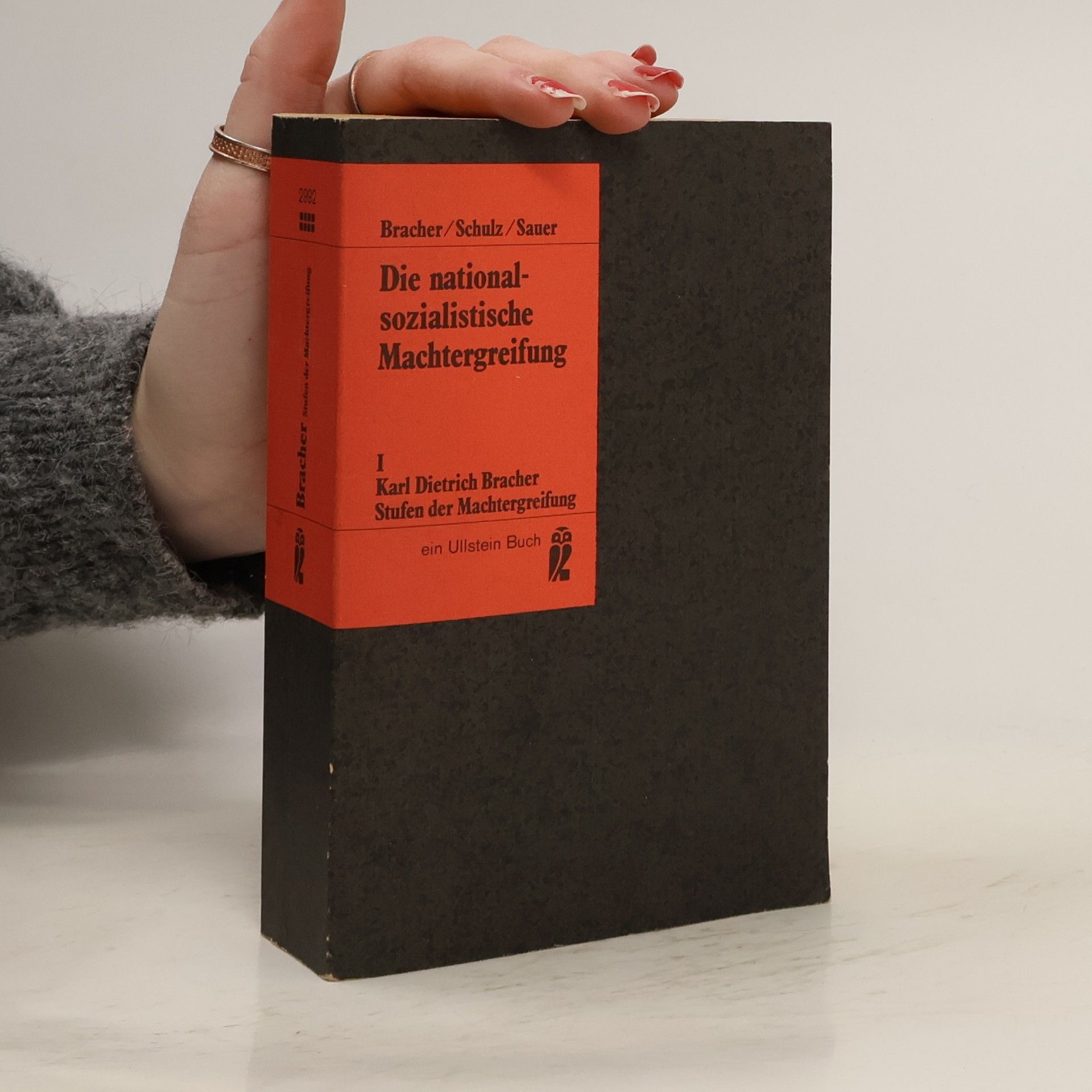 Karl-Dietrich Bracher Die nationalsozialistische Machtergreifung I. Stufen der Machtergreifung.