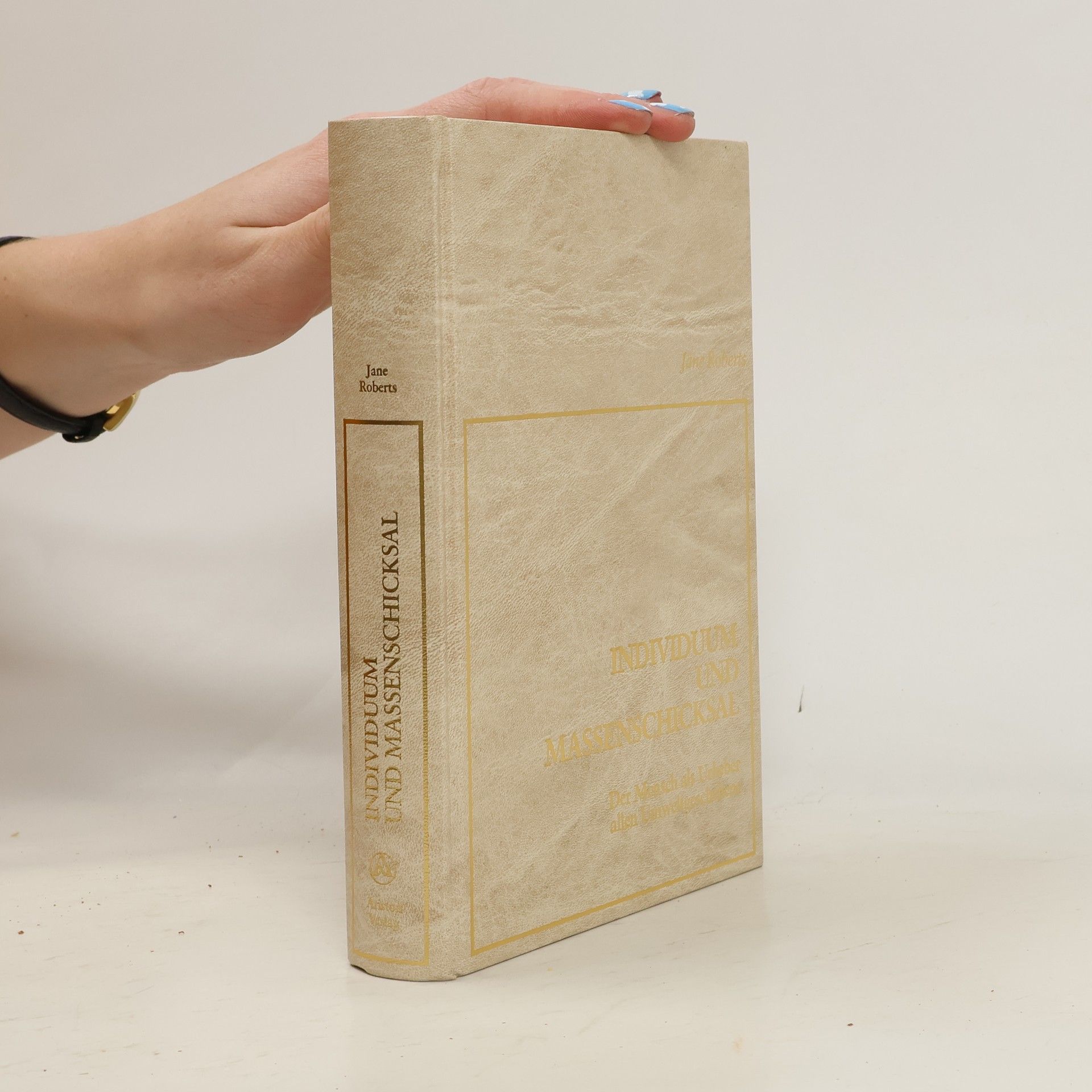 Individuum und Massenschicksal