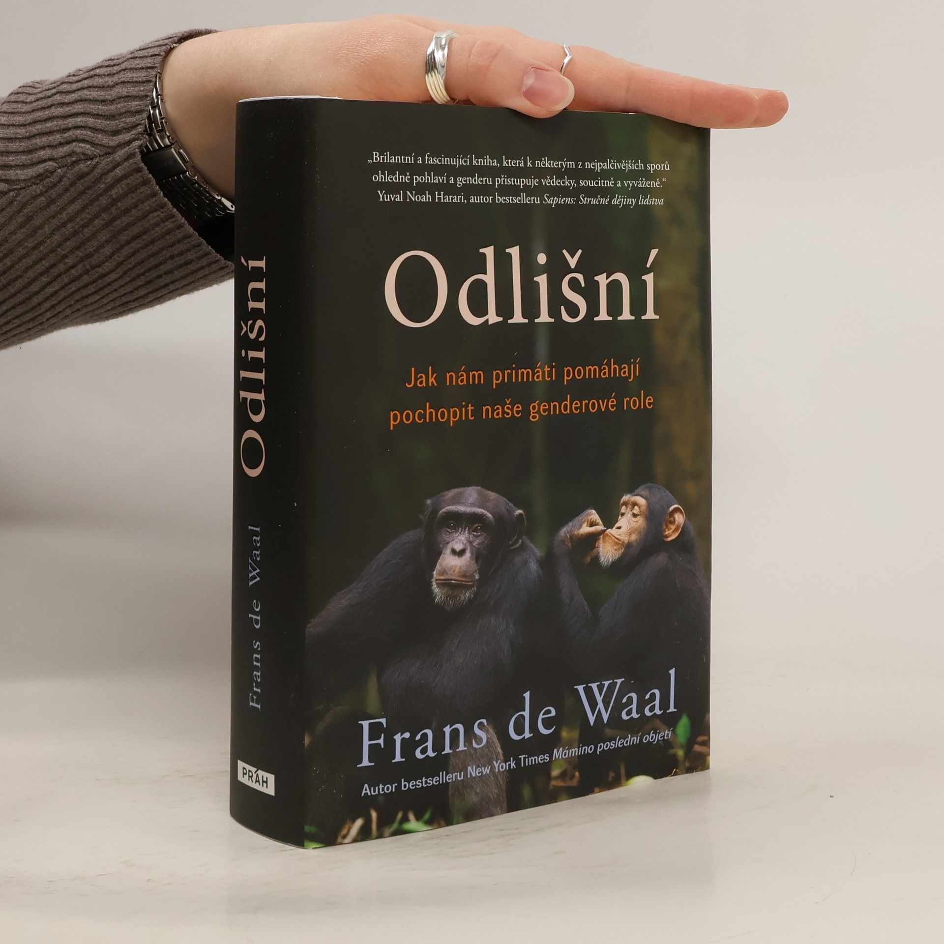 Odlišní. Jak nám primáti pomáhají pochopit naše genderové role