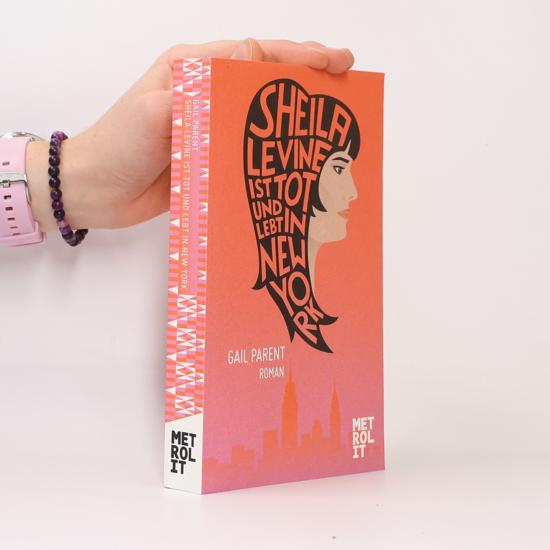 Sheila Levine ist tot und lebt in New York