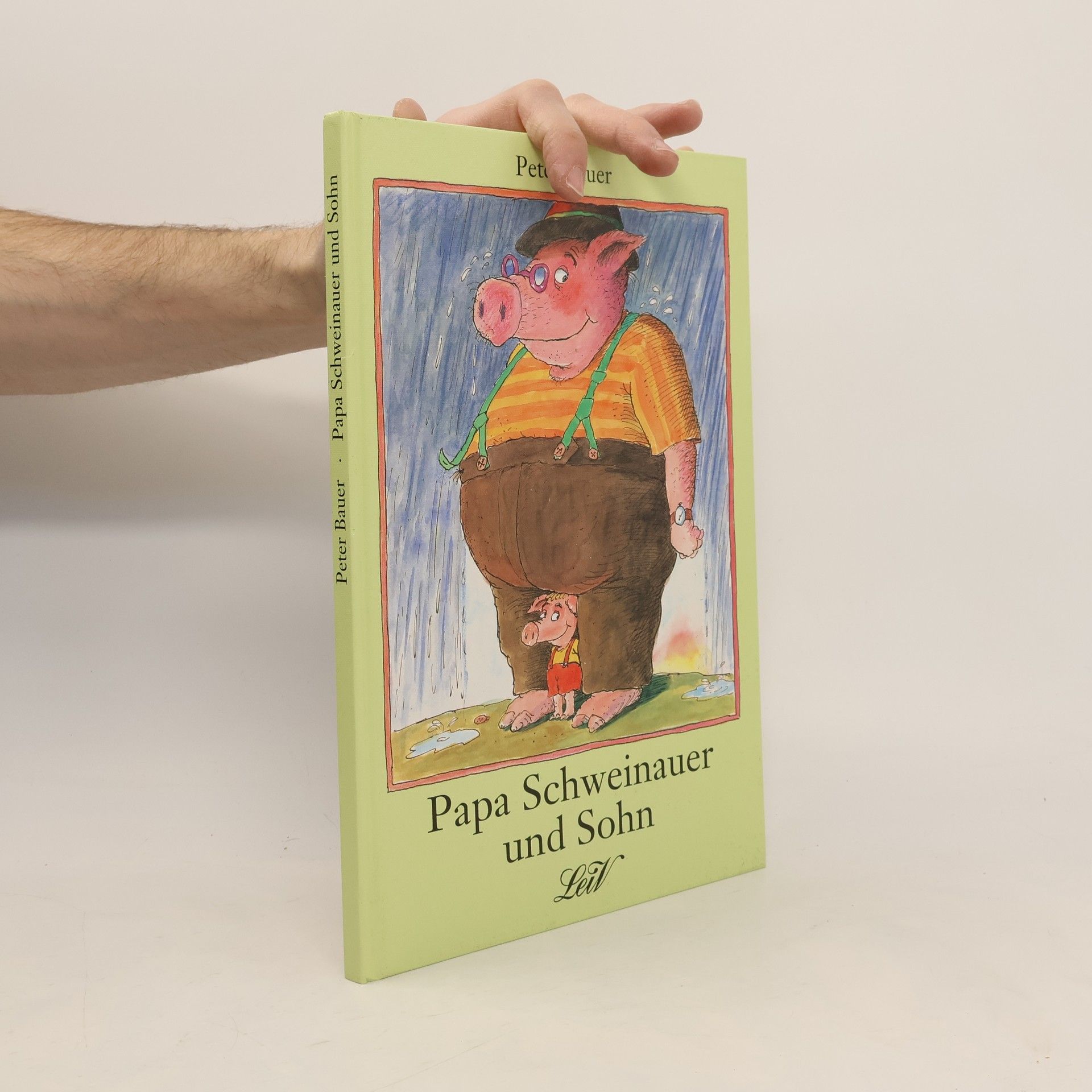 Papa Schweinauer und Sohn