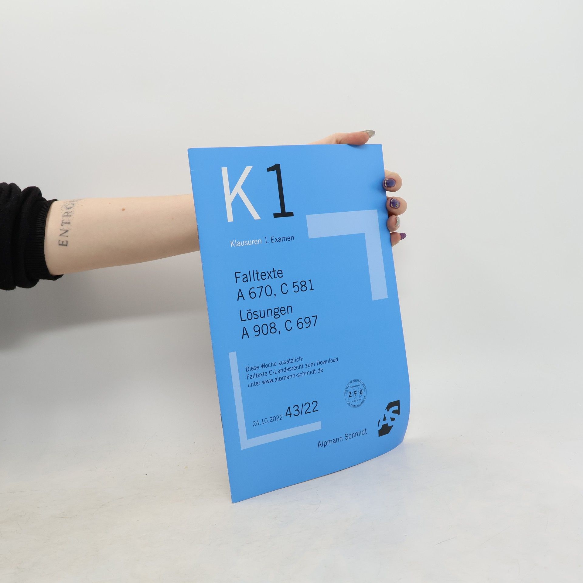 K1. Klausuren 1. Examen 43/22