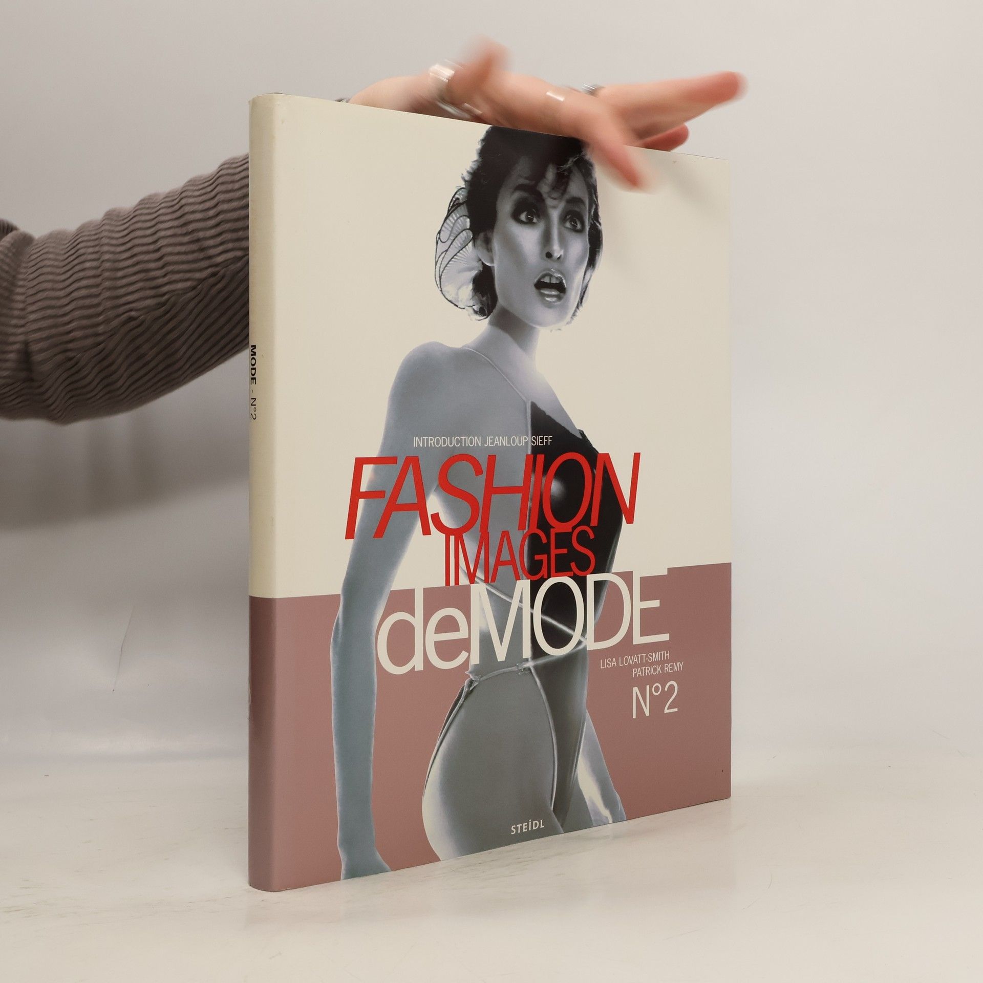 Fashion Images De Mode No. 2