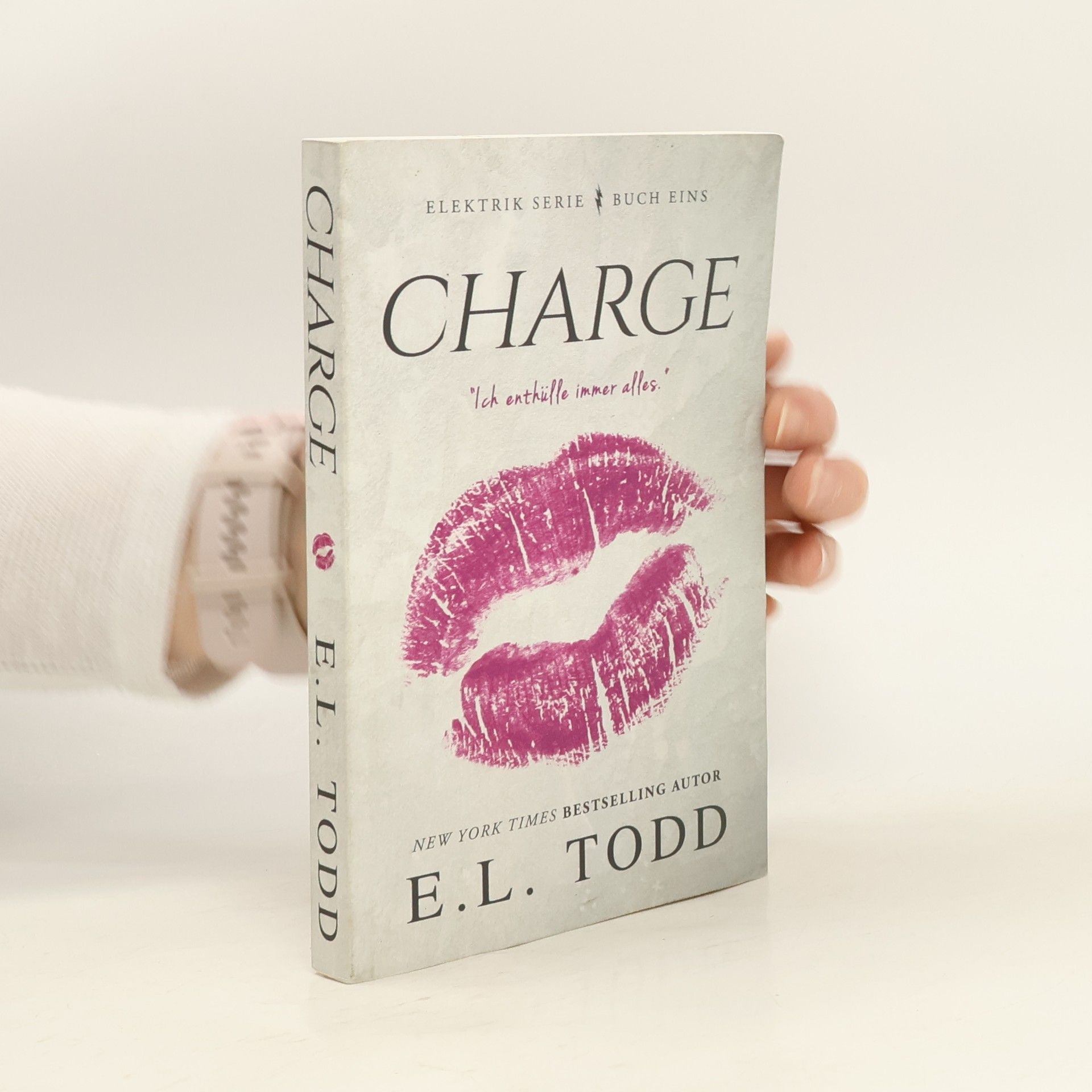 E. L. Todd Elektrik Serie - 1: Charge