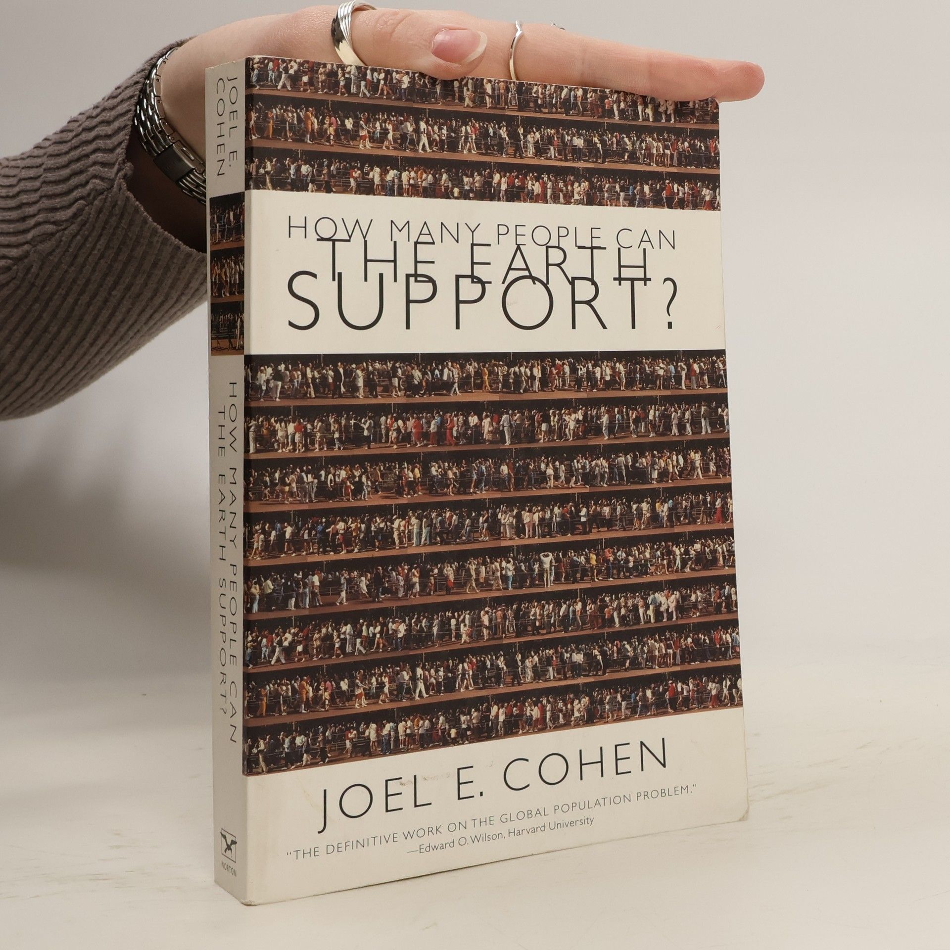 Joel E. Cohen How Many People Can the Earth Support?