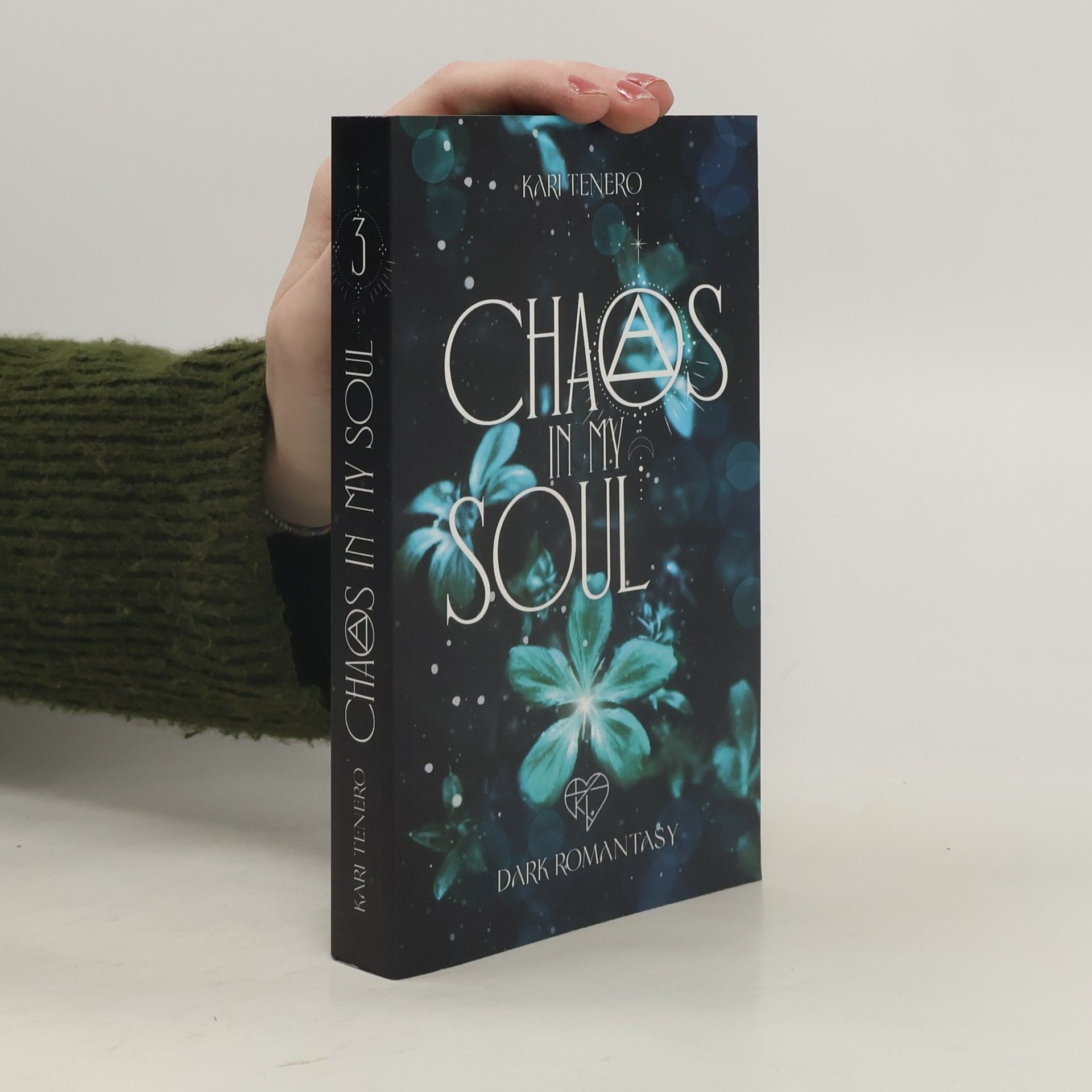 Kari Tenero Chaos in My Soul 3