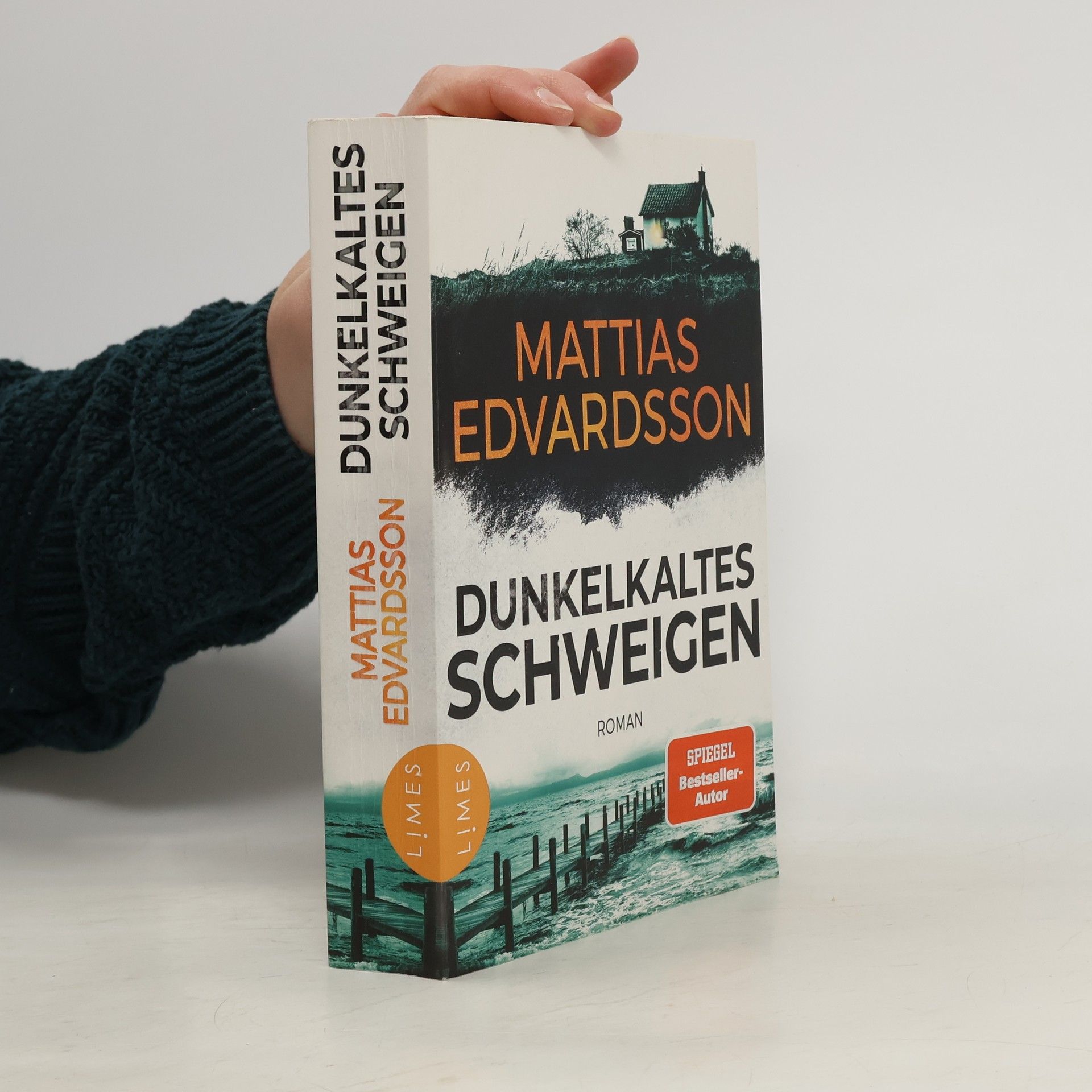 Dunkelkaltes Schweigen