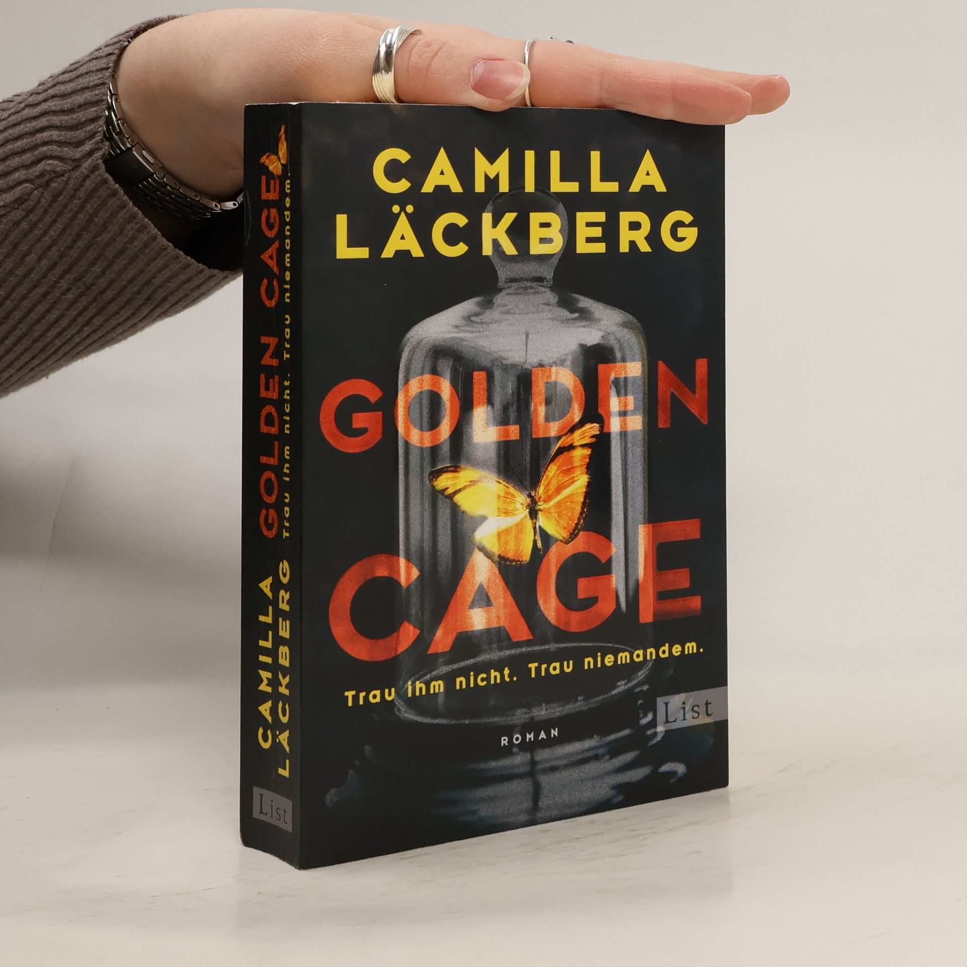 Camilla Läckberg Golden Cage