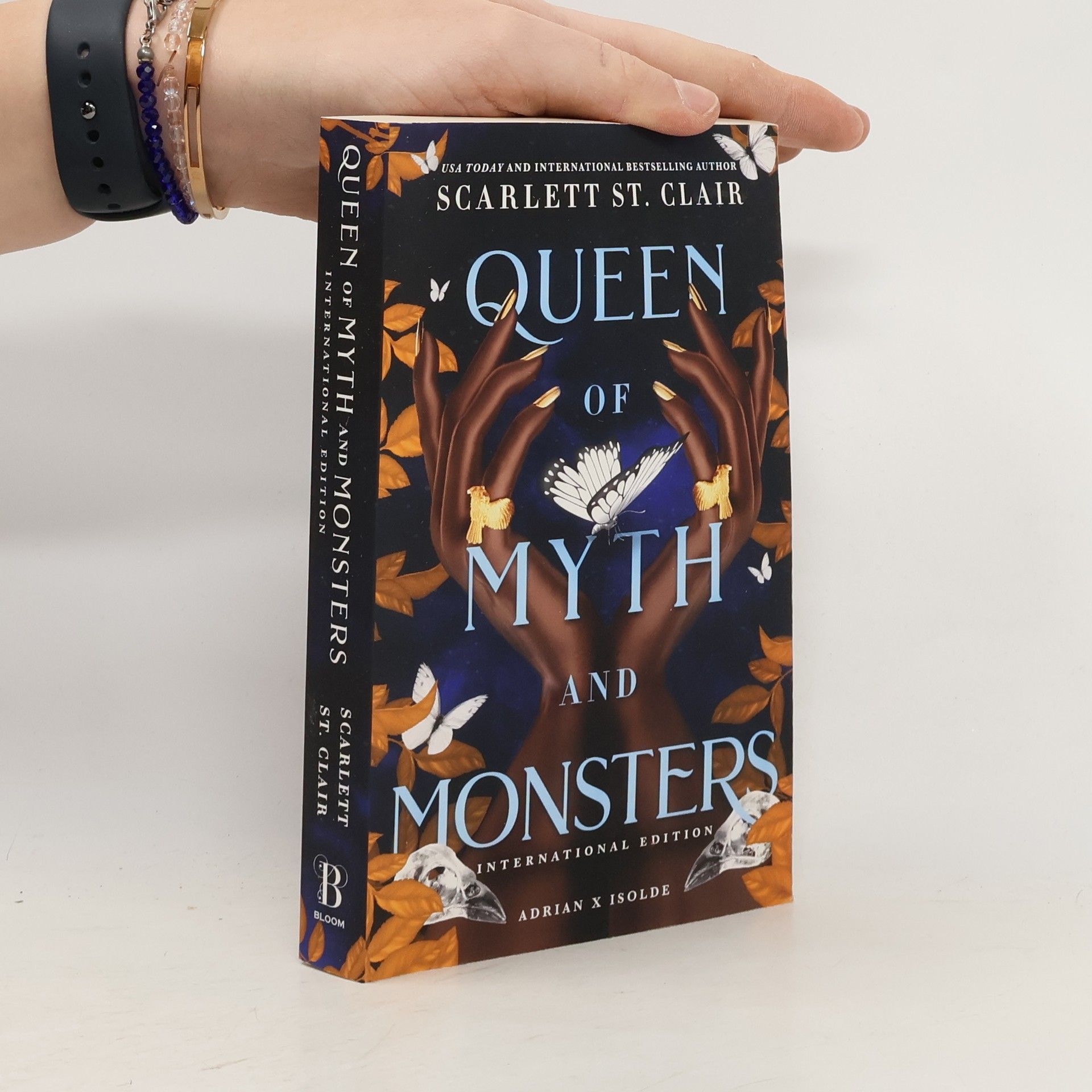 Scarlett St. Clair Queen of Myth and Monsters