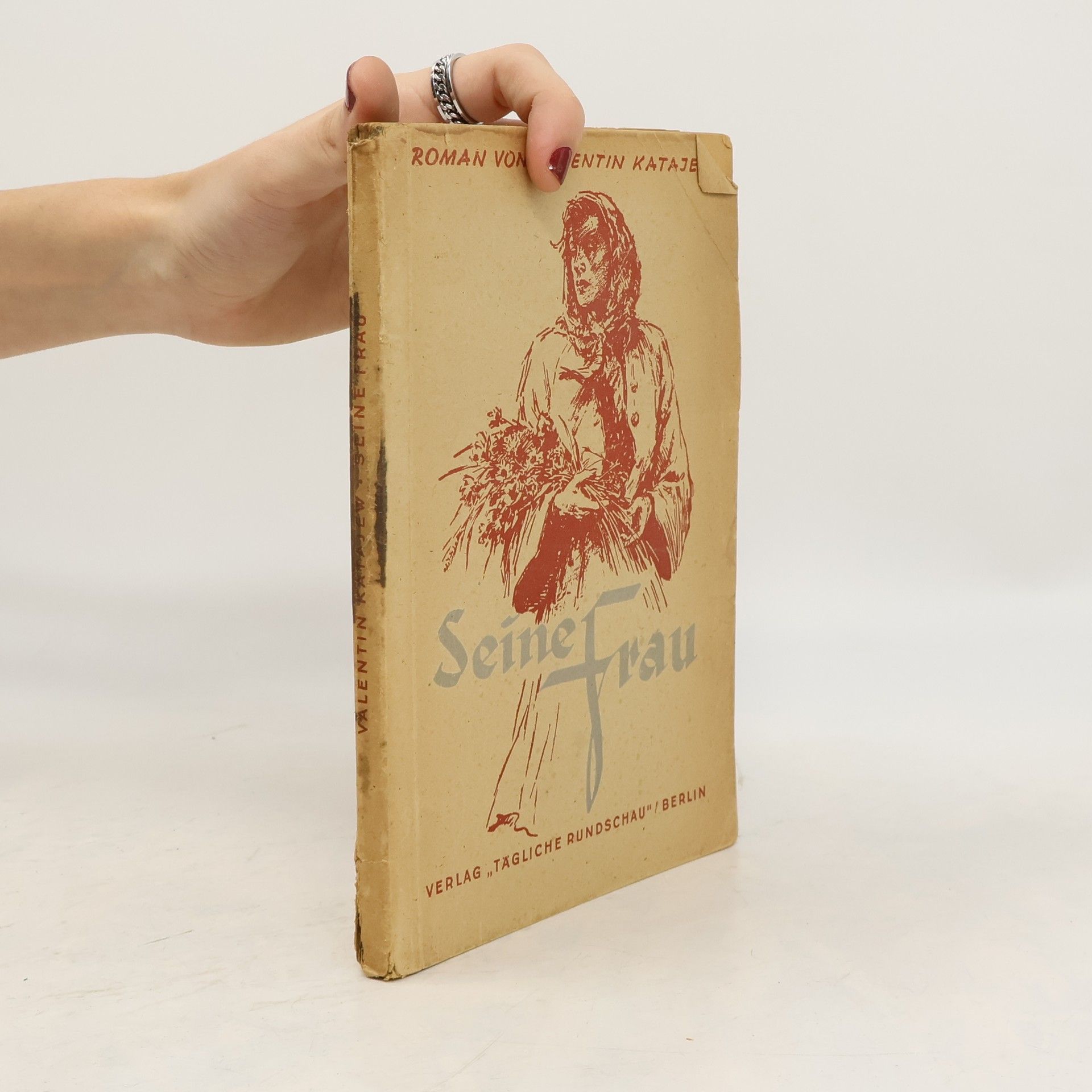 Valentin Petrovič Katajev Seine Frau