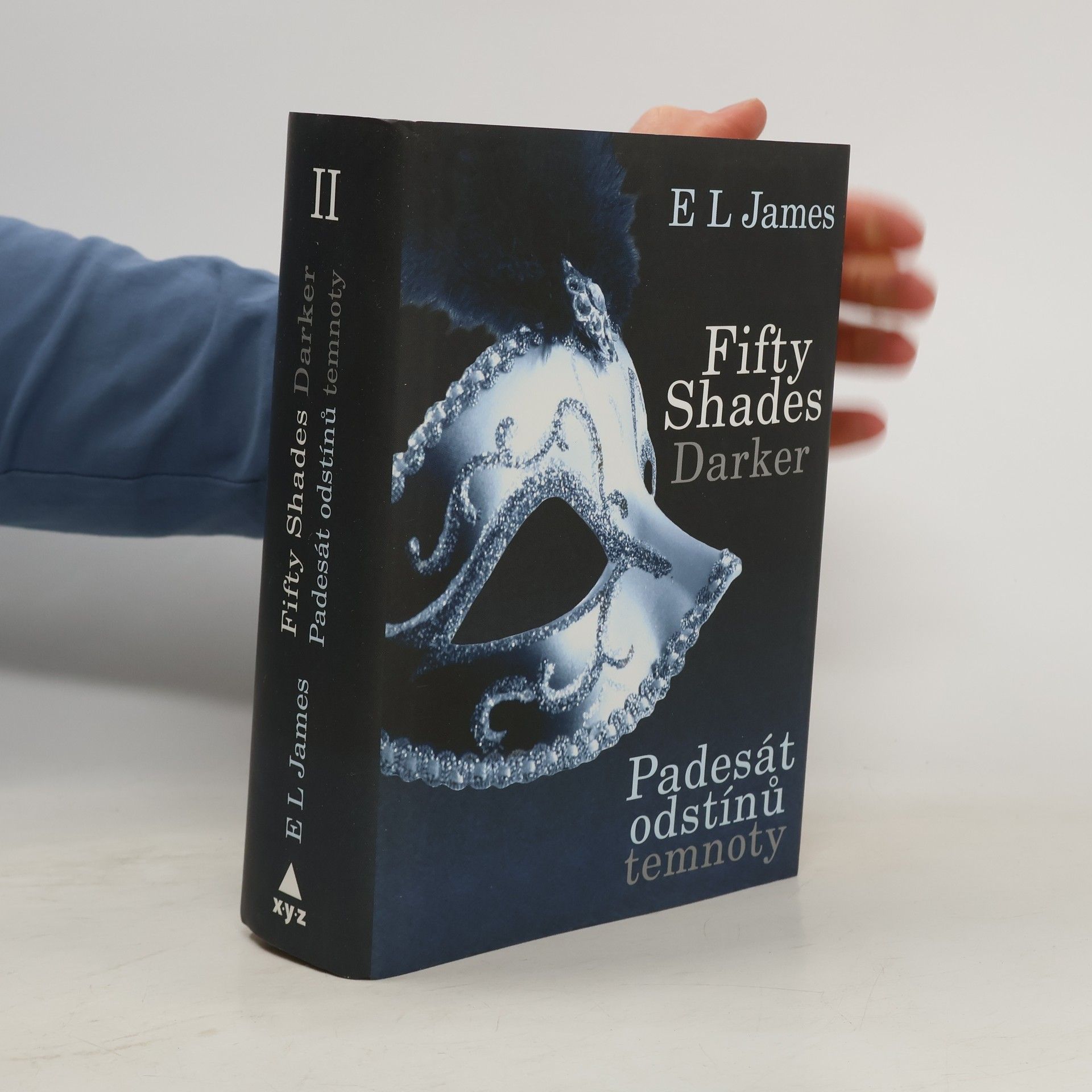 E L James Padesát odstínů temnoty