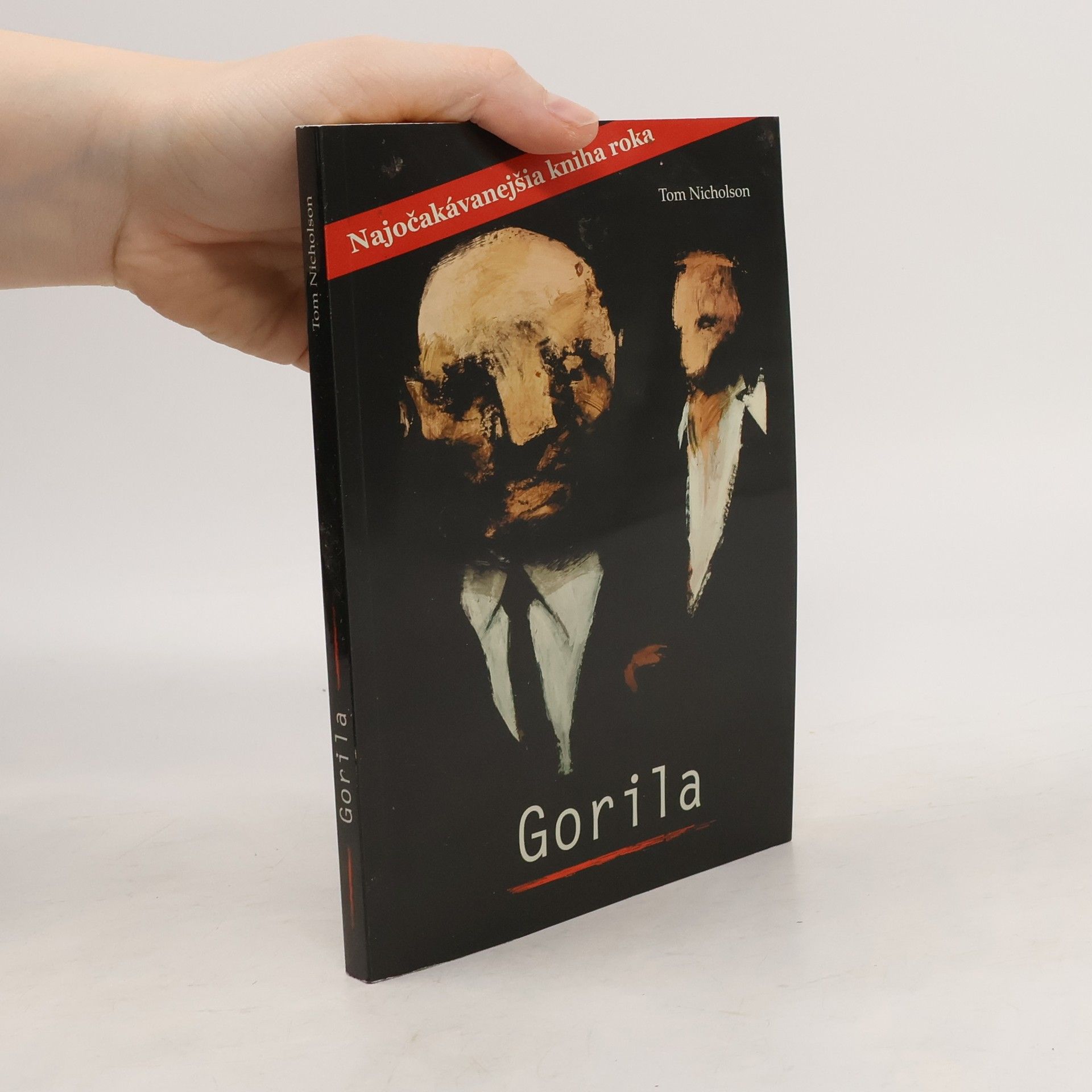 Tom Nicholson Gorila