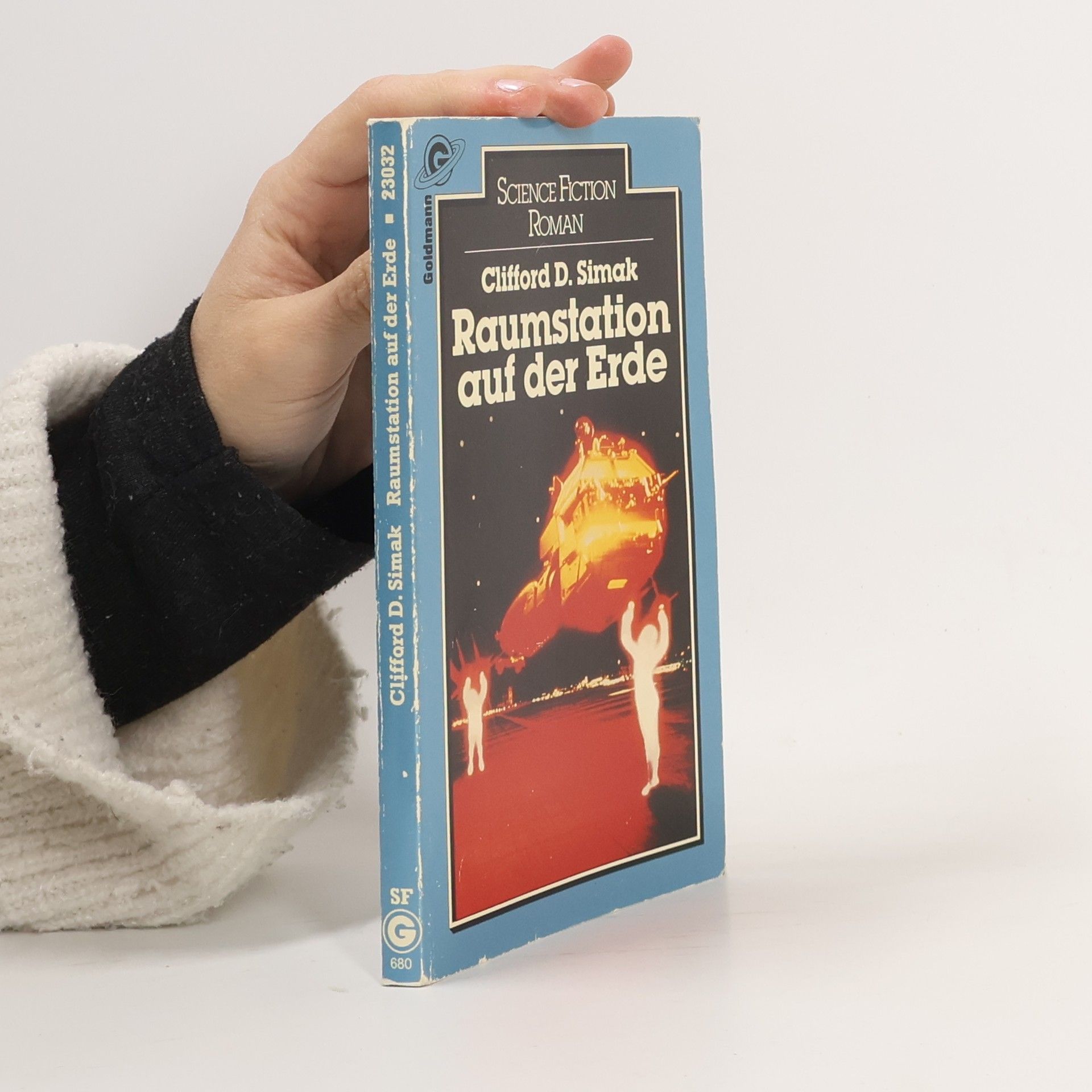 Clifford D. Simak Raumstation auf der Erde