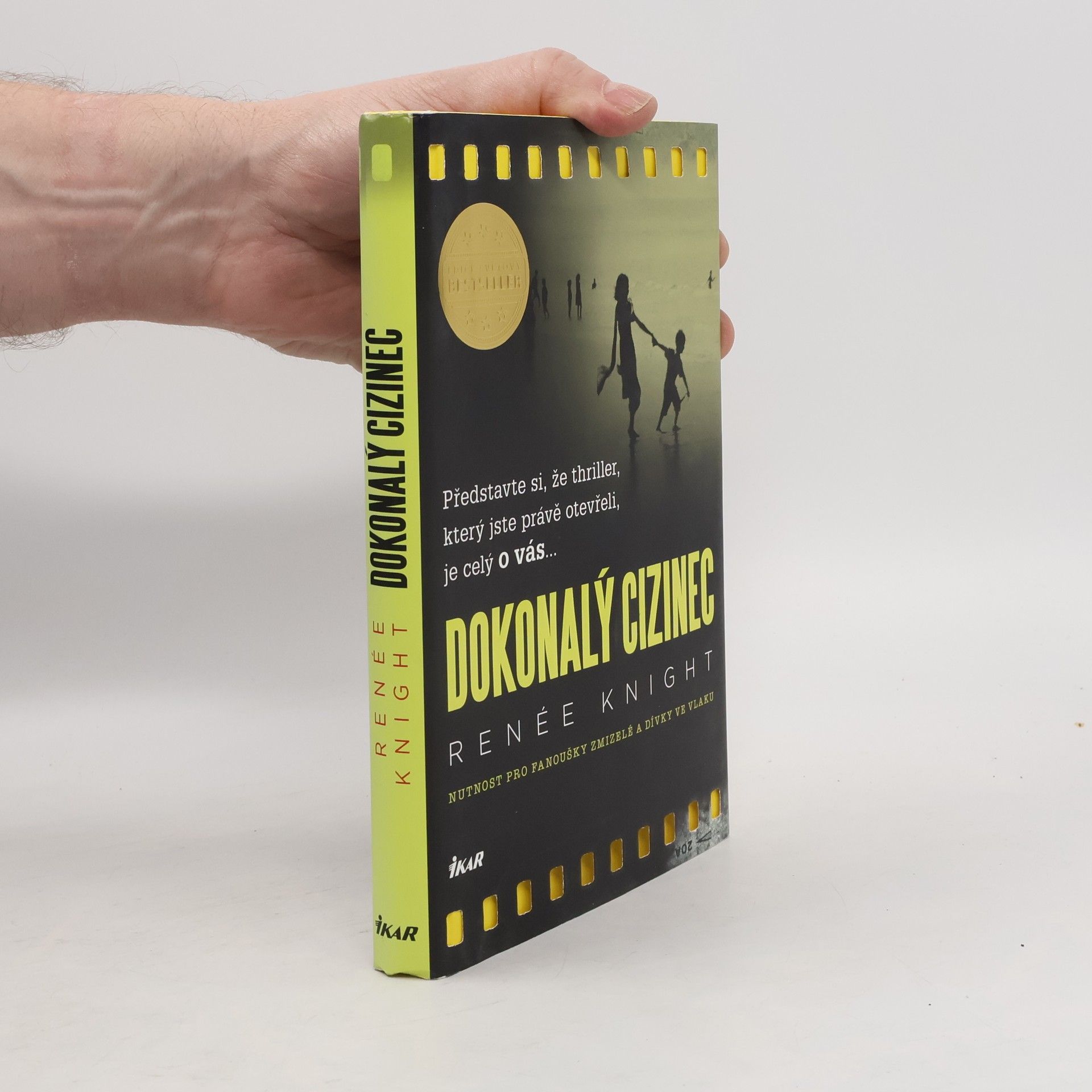 Rene e. Knight Dokonalý cizinec