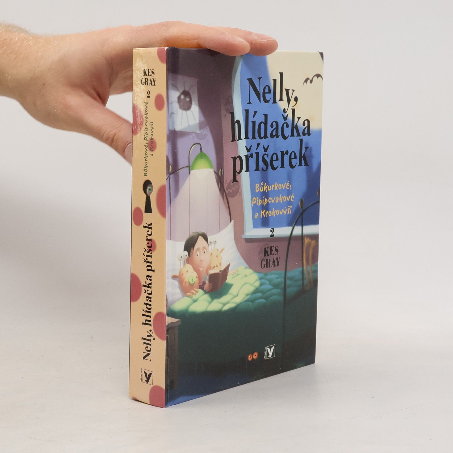 Nelly, hlídačka příšerek: 2