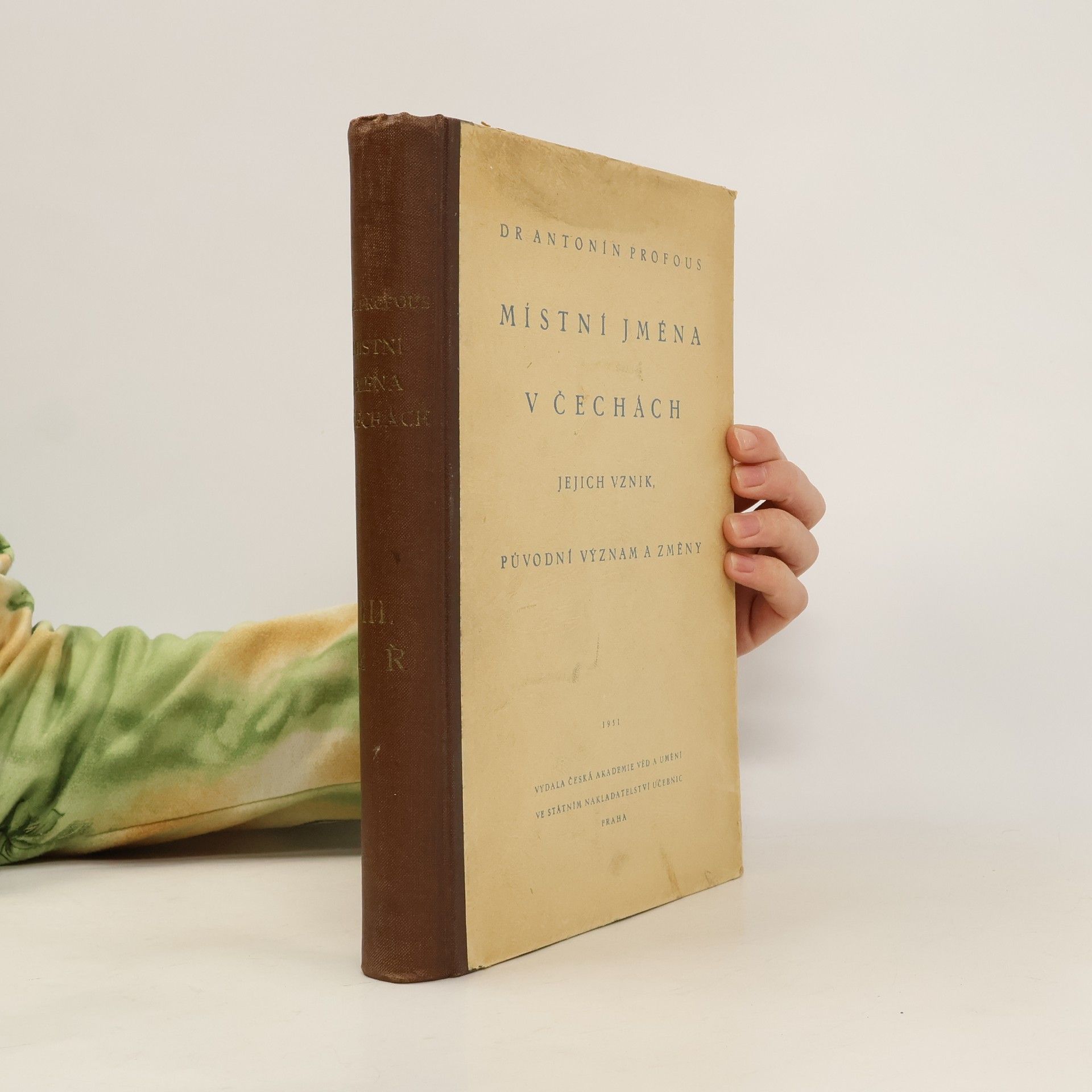 Antonín Profous Místní jména v Čechách, jejich vznik, původní význam a změny. III. díl (M-Ř)