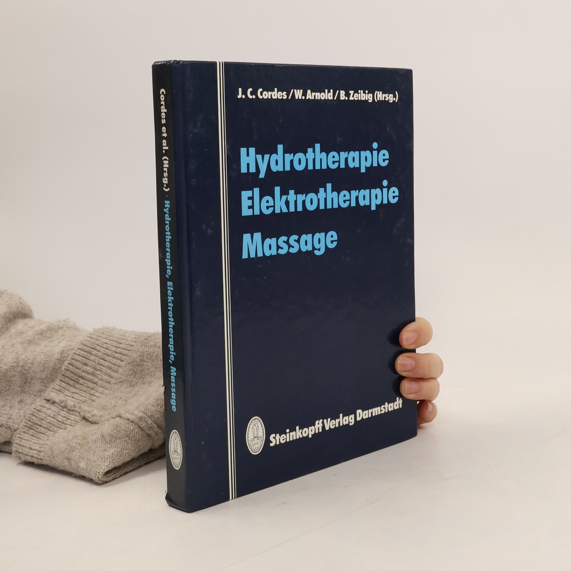 Hydrotherapie, Elektrotherapie, Massage