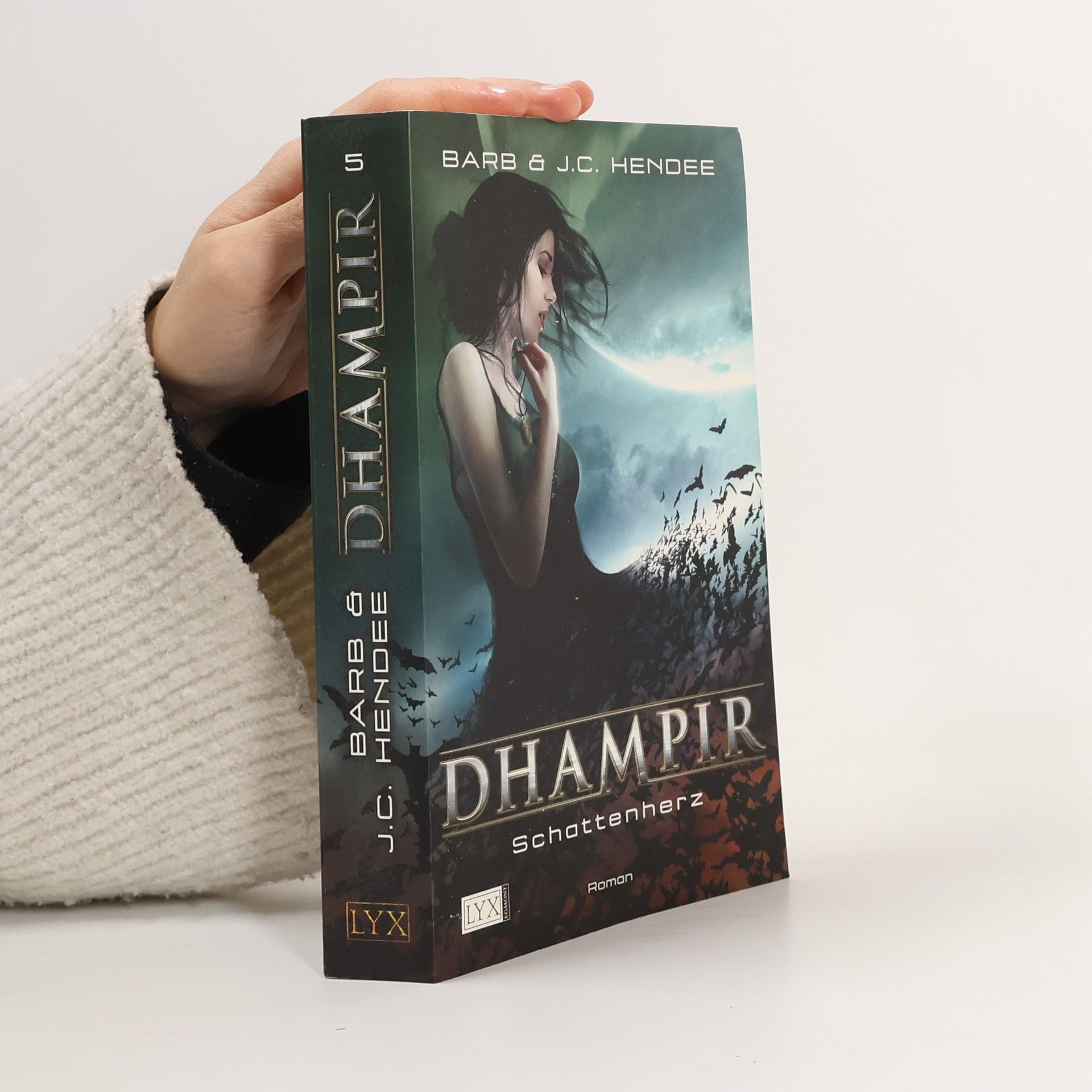 Dhampir