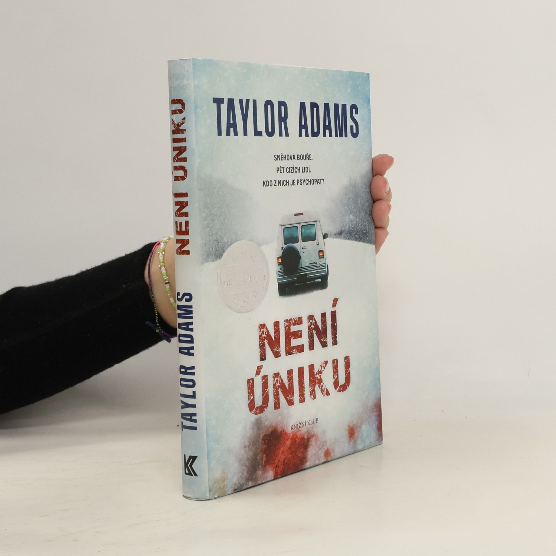 Taylor Adams Není úniku