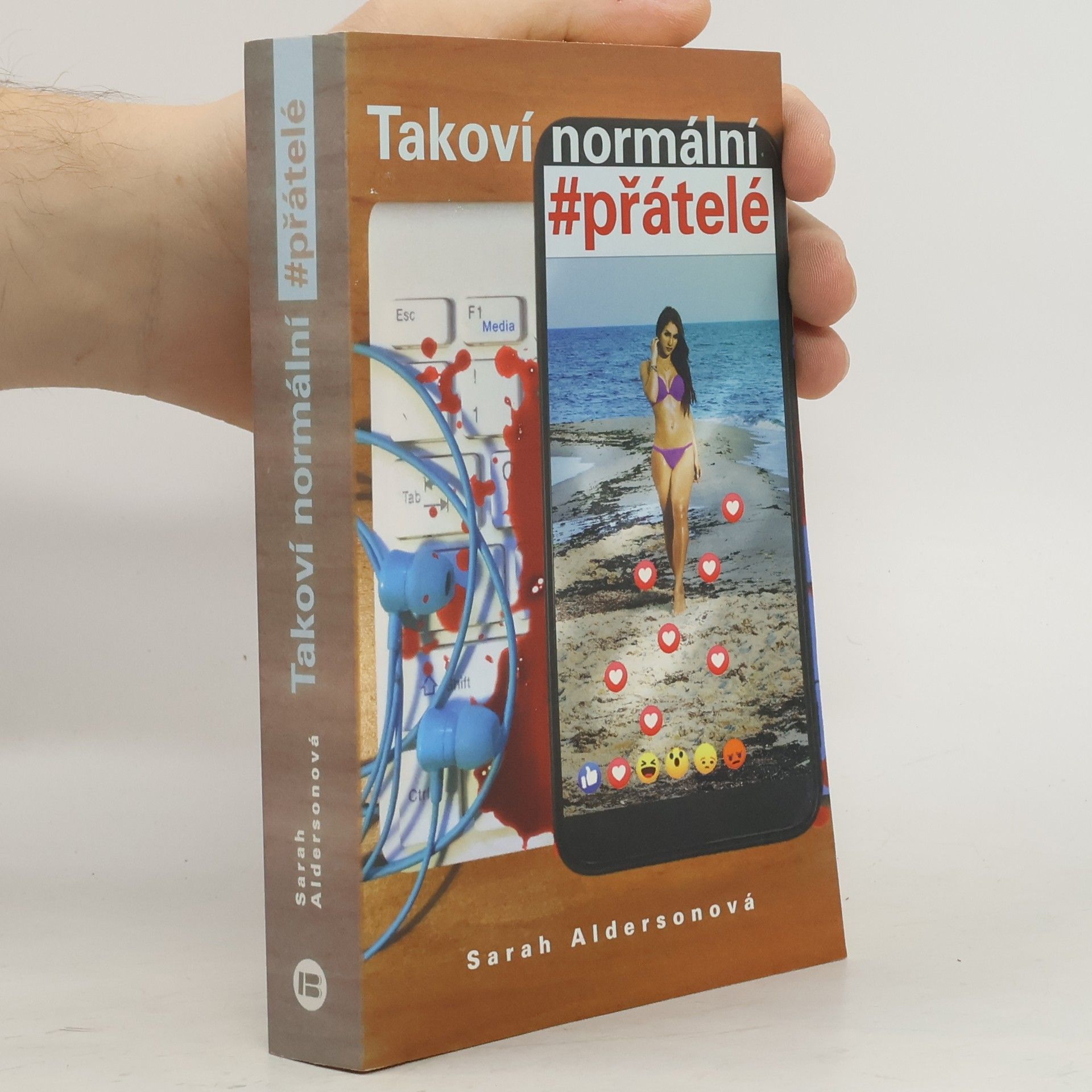 Takoví normální #přátelé